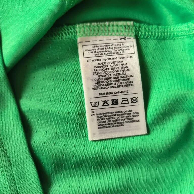 Adidas Hungary 2017-19 Adidas goalkeeper football jersey size 6 Size US M / EU 48-50 / 2 - 7 Thumbnail