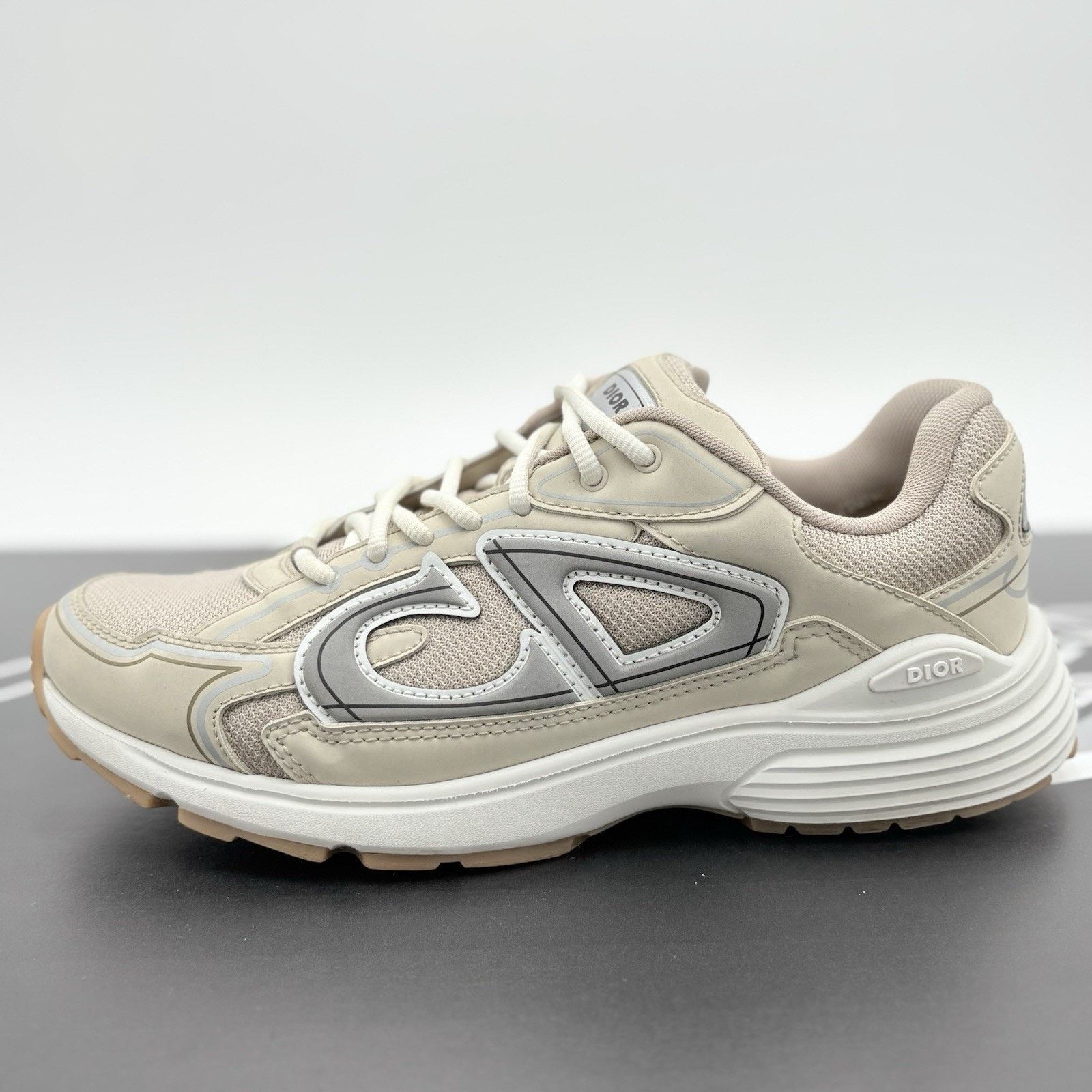 Dior Dior B30 Reflective Sneaker ' Tan White ' | GREAT CONDITION! Size US 8 / EU 41 - 8 Thumbnail