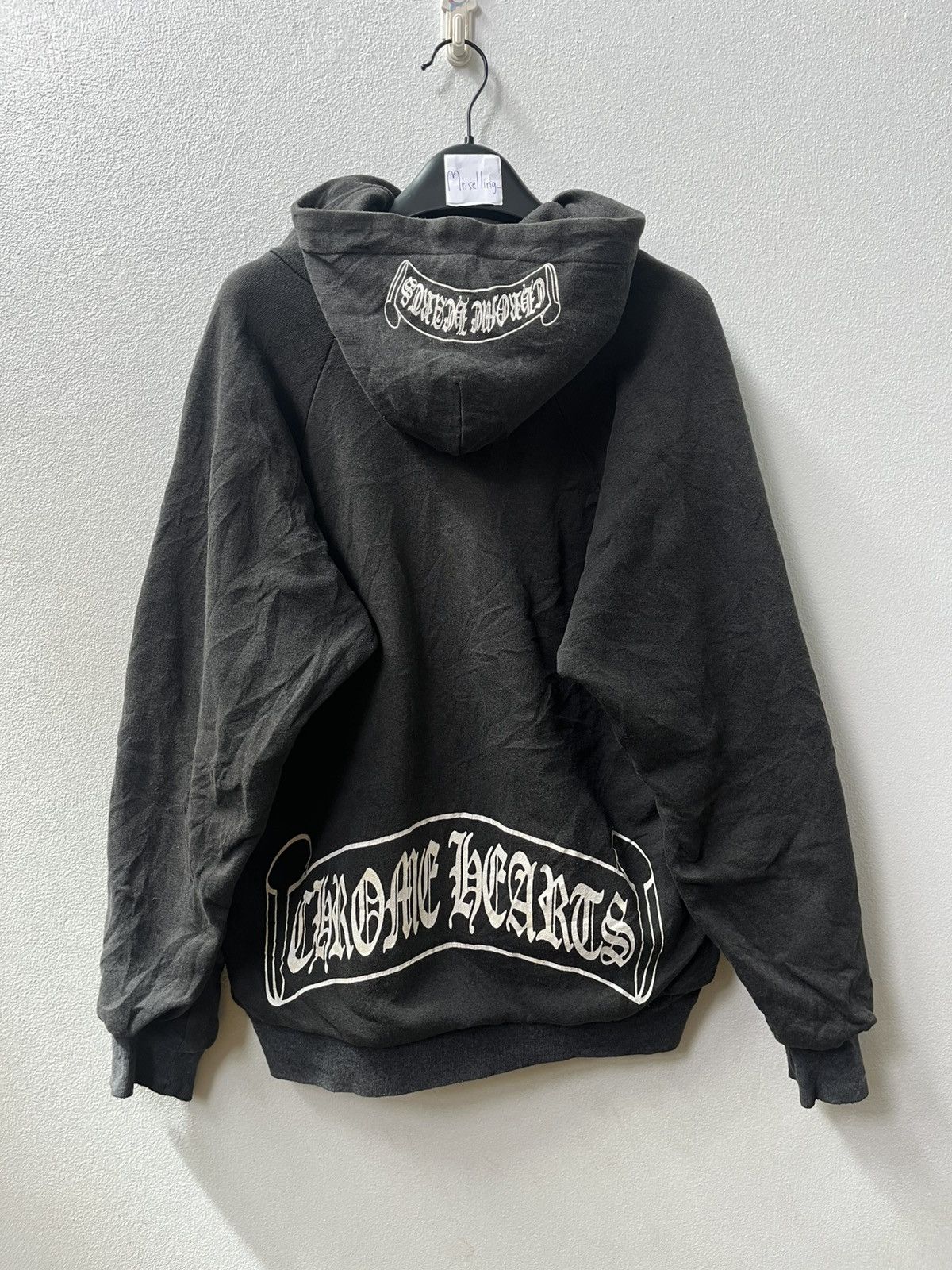 Chrome heart chill buster tag 90s