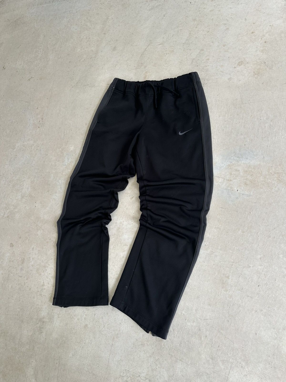 Nike Vintage Nike Sweatpants Size US 32 / EU 48 - 2 Thumbnail