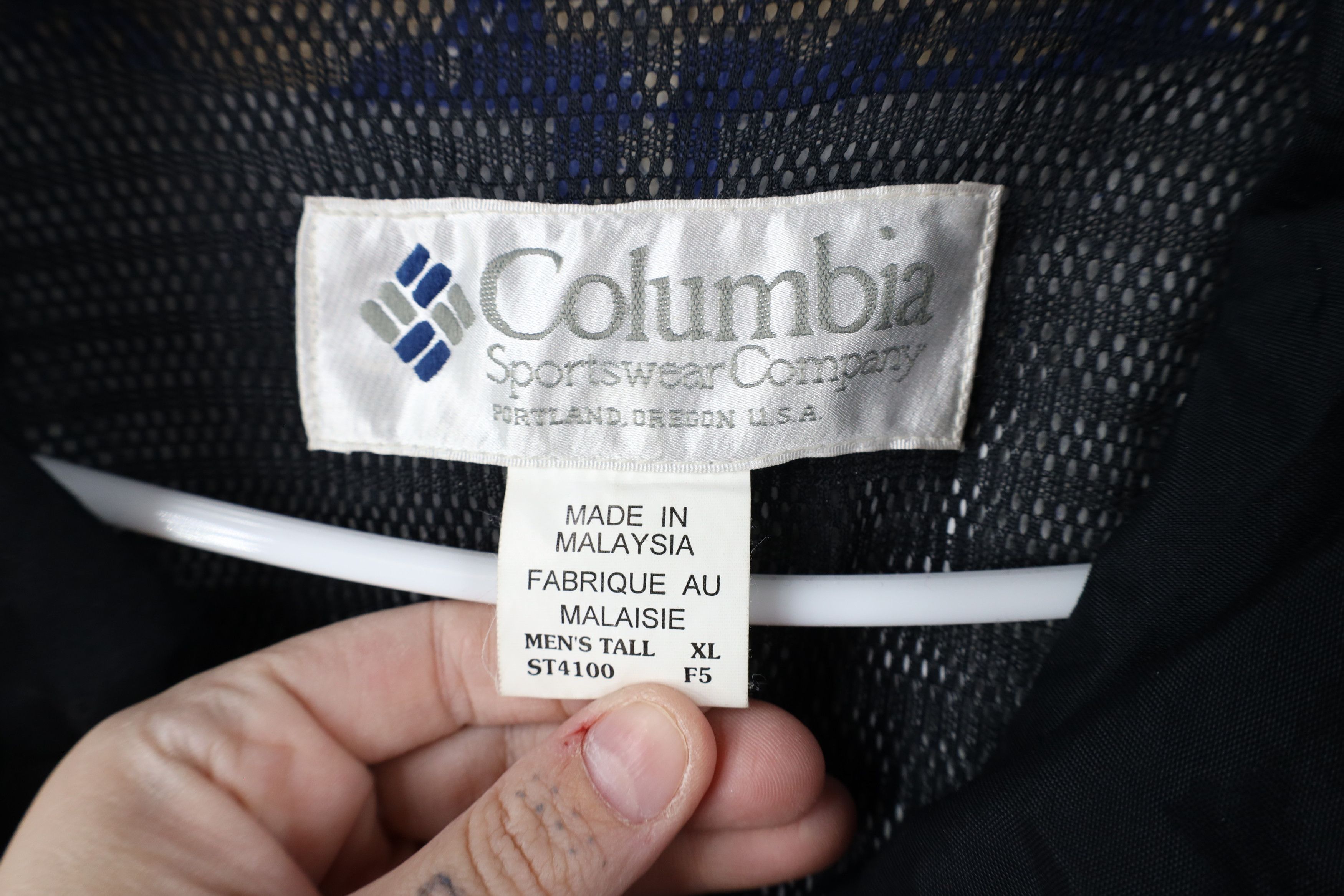 Columbia × Vintage Vintage 90s Columbia Spell Out Hooded Parka Jacket Size US XL / EU 56 / 4 - 9 Thumbnail