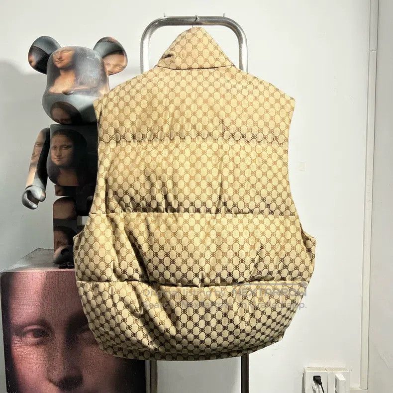 Balenciaga Balenciaga Fully Printed Puffer Vest Size XS / US 0-2 / IT 36-38 - 2 Thumbnail