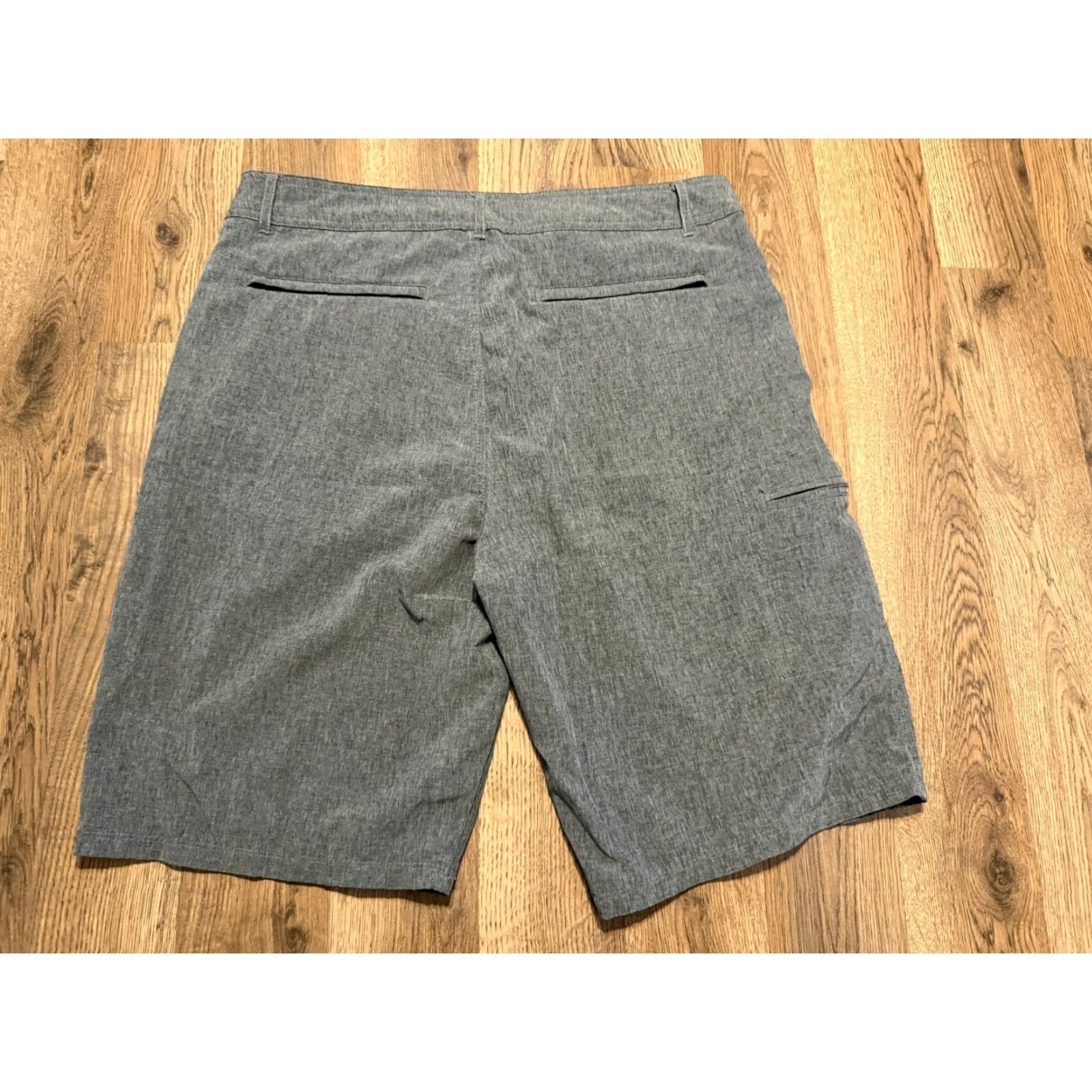 Vintage Abbot Main Shorts Men's 34 Gray Chino Shorts Flat Front Pockets Vintage? No Size US 34 / EU 50 - 2 Thumbnail