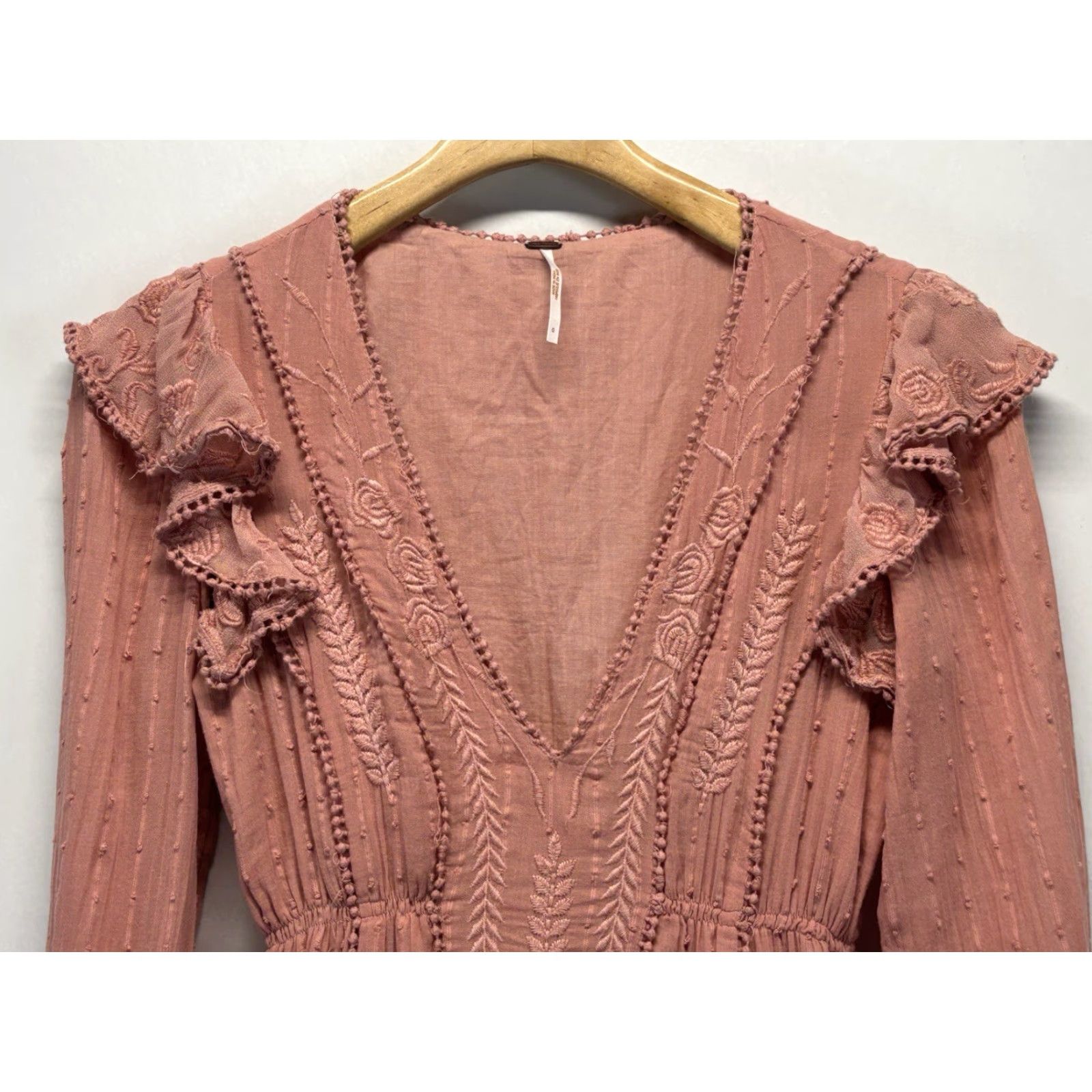 Free People VINTAGE Free People Isabella Mini Dress Sz 0 Pink Embroidered  Long Sleeve Floral Bohemian Womens | Grailed