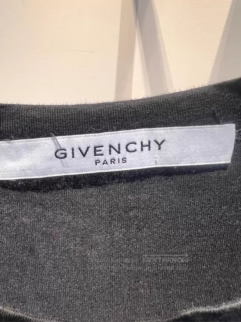Givenchy Givenchy Short Sleeve Black Floral Size US M / EU 48-50 / 2 - 6 Thumbnail