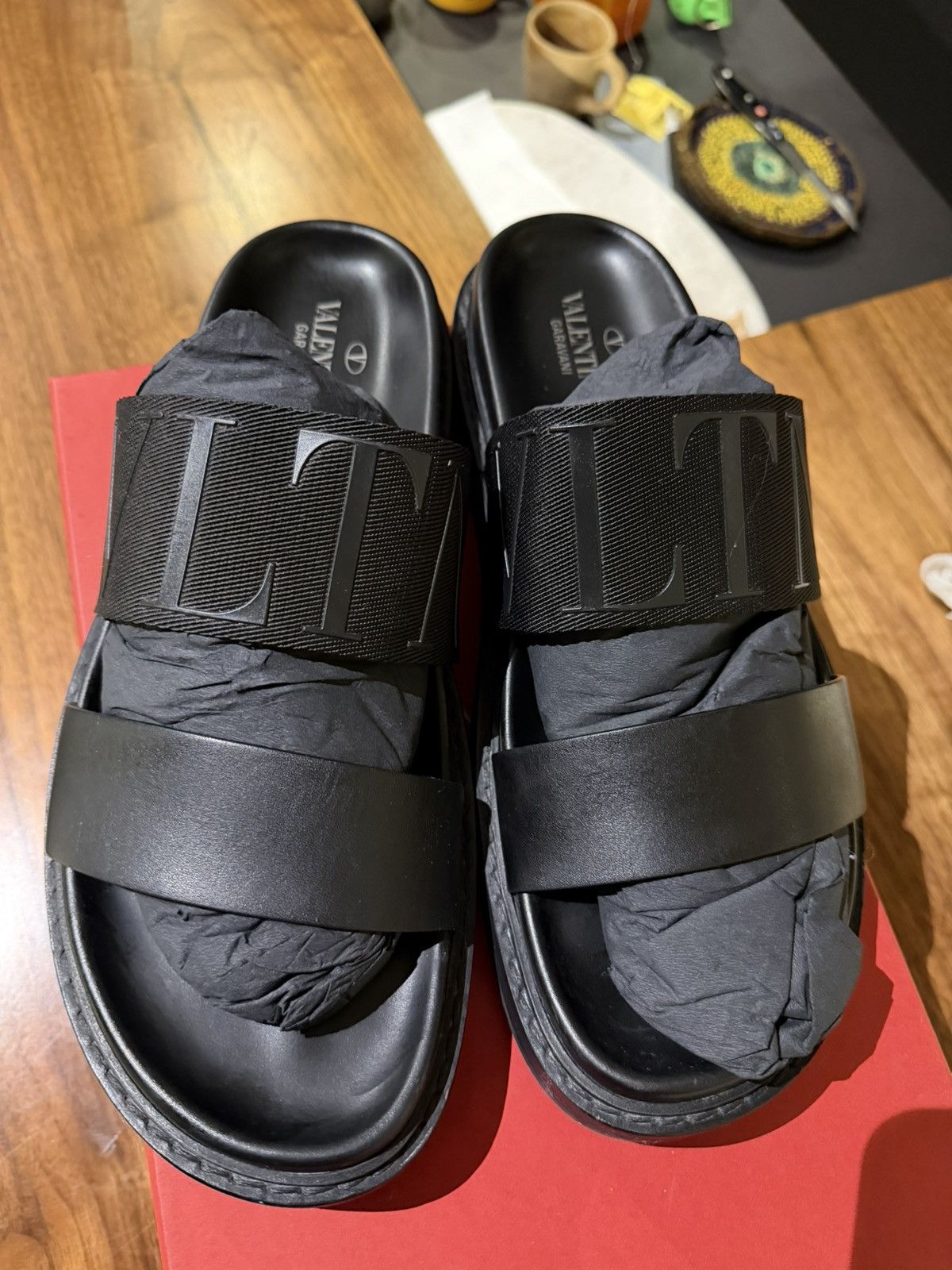 Valentino Valentino Garavani VLTN Logo Slide Sandals Size US 12 / EU 45 - 6 Thumbnail