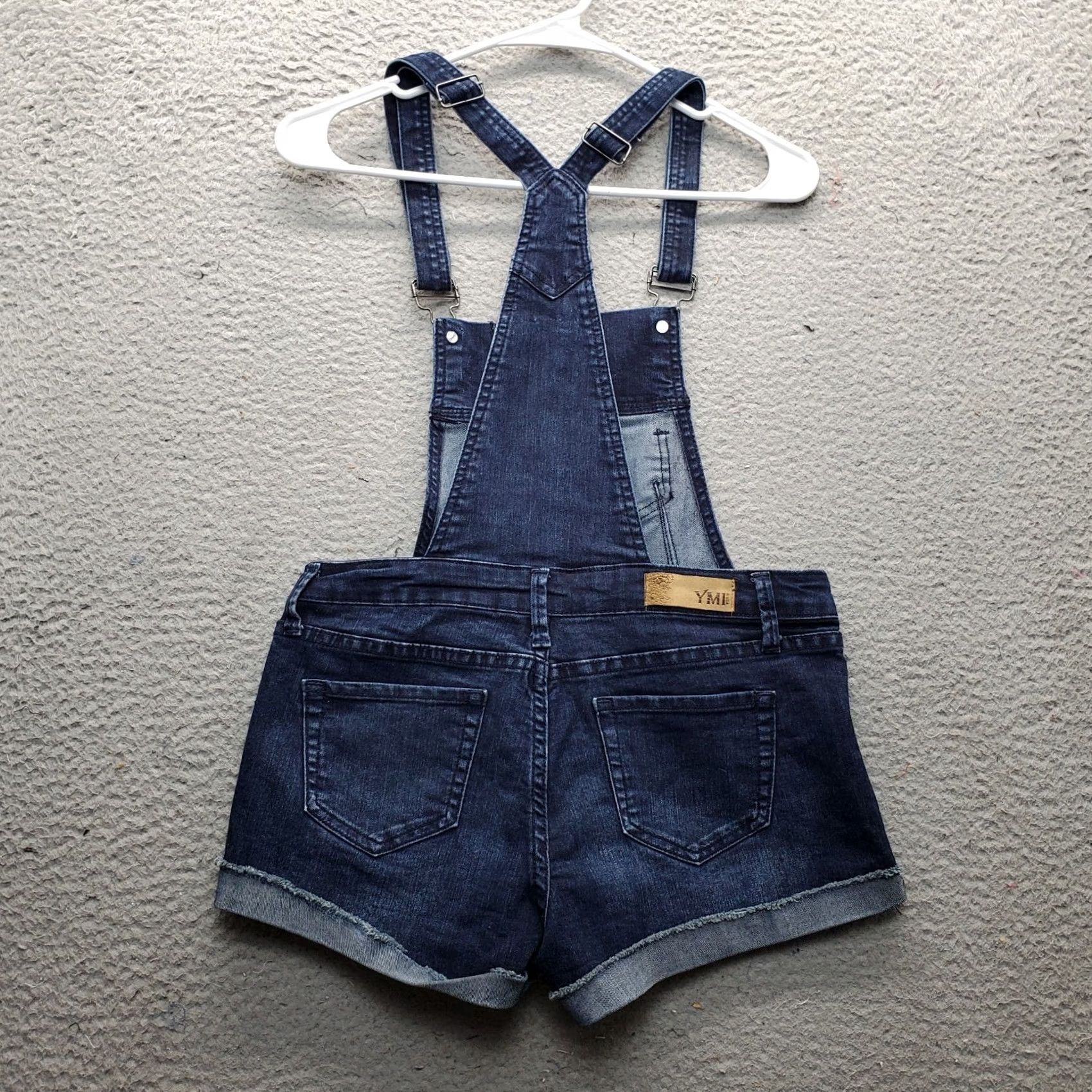 Denime YMI Shortalls Womens Size 3 Blue Denim Wide Strap Cuffed Racerback Button Front Size 26" / US 2 / IT 38 - 2 Thumbnail