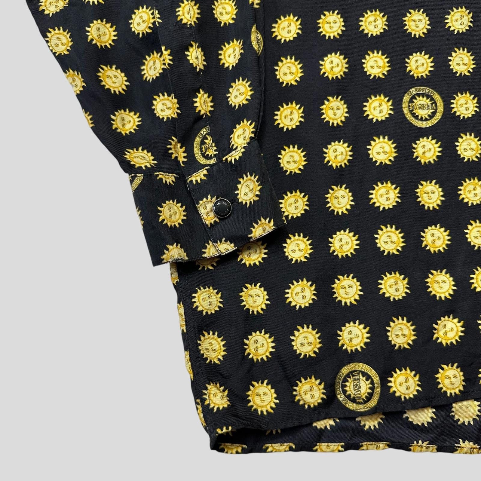Versace Versace V2 Classic 90’s Silk Sun Print Shirt - XS (M) Size US S / EU 44-46 / 1 - 4 Thumbnail