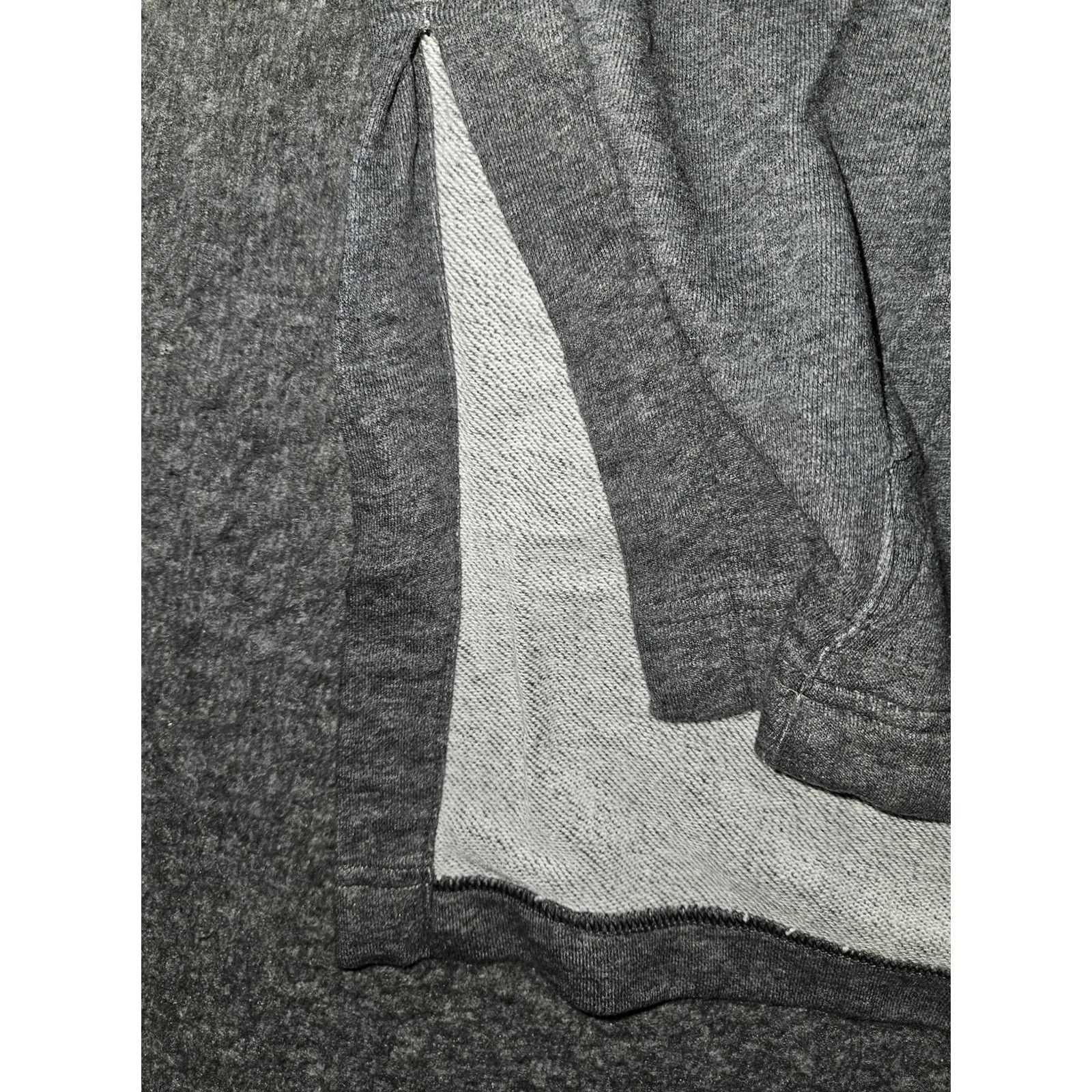 Nike Nike Hoodie Women L Gray Pullover Fleece Kangaroo Pocket Swoosh Logo Size L / US 10 / IT 46 - 7 Thumbnail