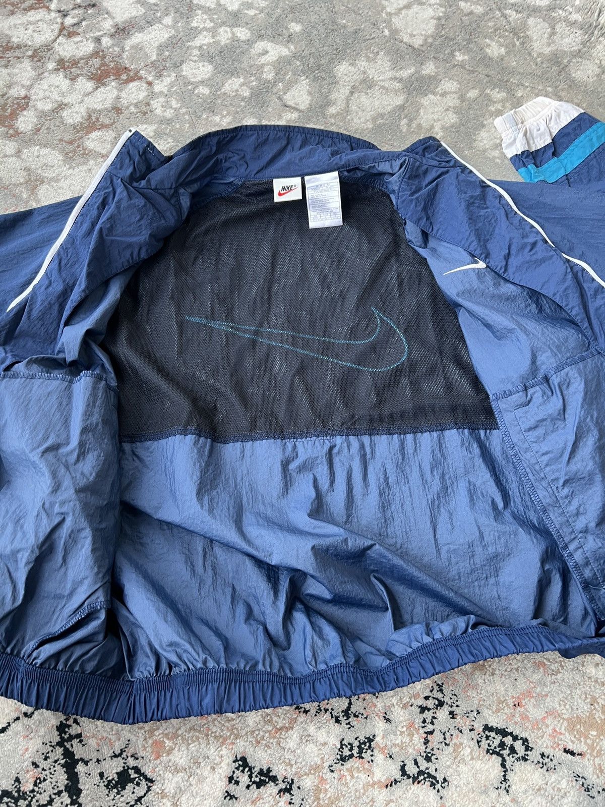 Nike Nike Vintage Big Logo Jacket Size M / US 6-8 / IT 42-44 - 3 Thumbnail