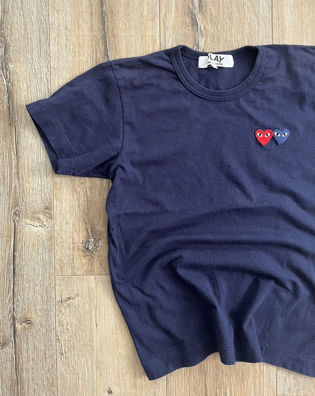 Comme des Garcons PLAY DOUBLE HEART T-SHIRT Size L / US 10 / IT 46 - 2 Thumbnail