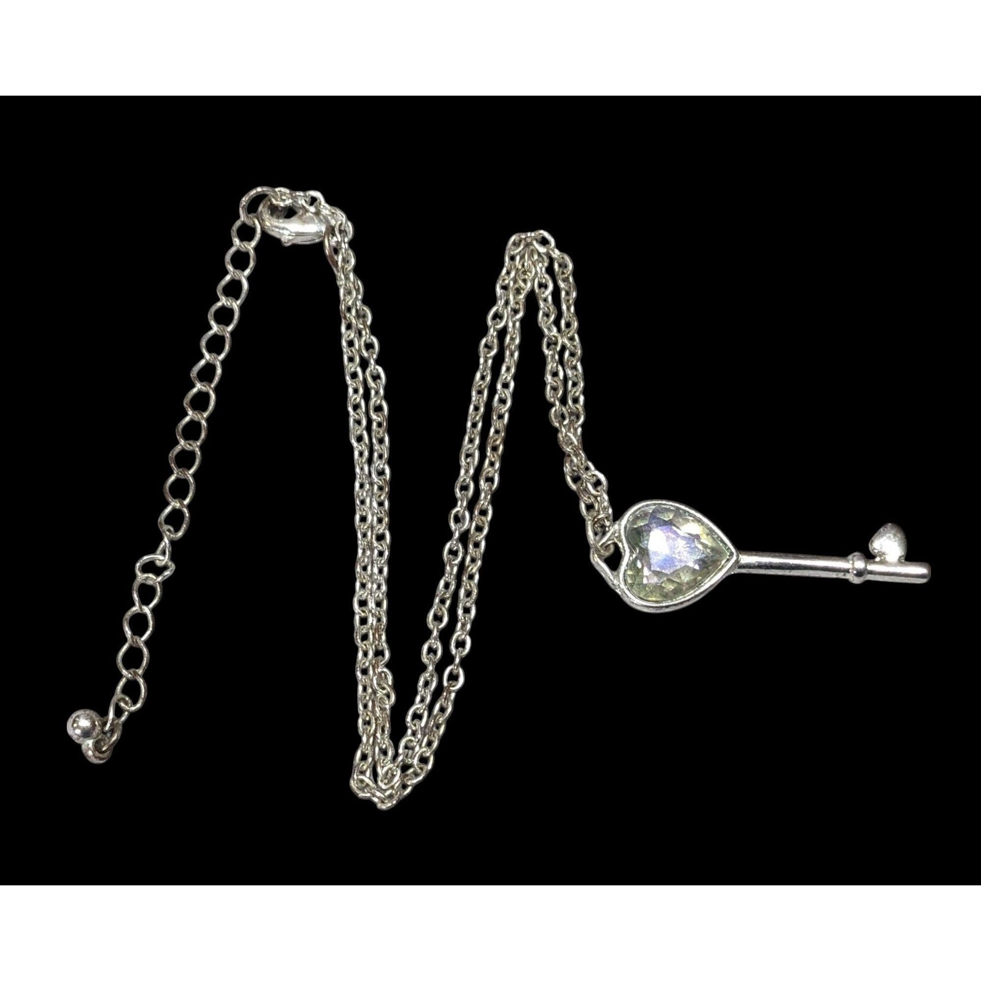 Other Fantasy Steampunk Heart Gemmed Key Silver Tone Pendant Neckl Size ONE SIZE - 2 Thumbnail