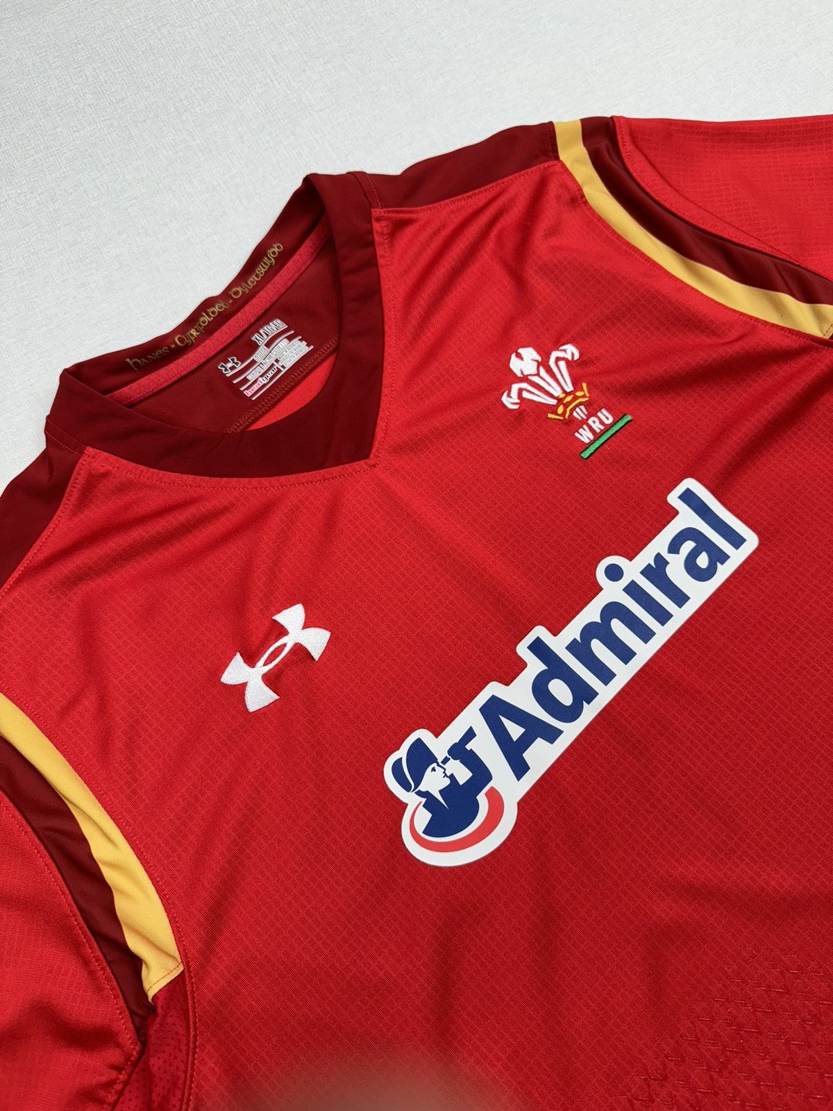 Under Armour Wales Rugby Shirt XL Red Gold 2015/16 Under Armour Admiral Size US XL / EU 56 / 4 - 2 Thumbnail