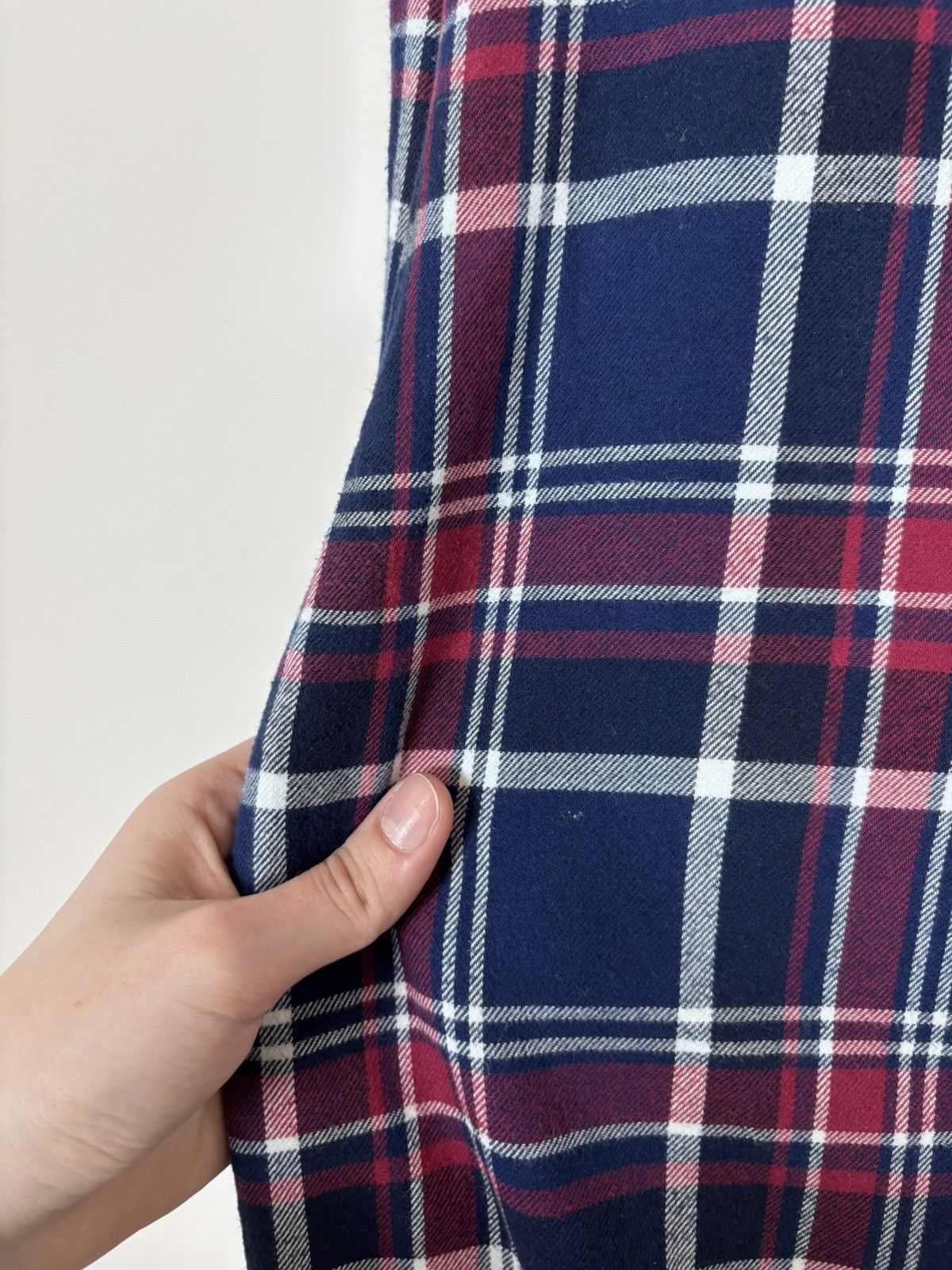 Uniqlo Uniqlo Men’s Plaid Check Pocket Button Up Flannel Shirt Size US XL / EU 56 / 4 - 7 Thumbnail