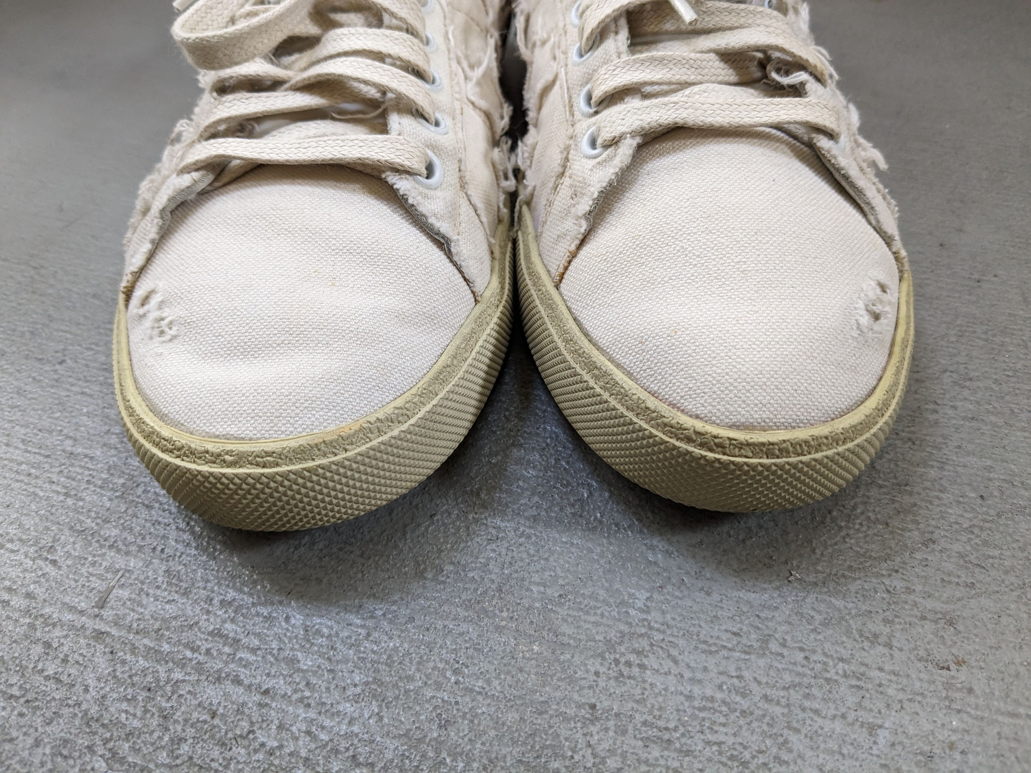 Saint Laurent Paris Saint Laurent SL06 7 40 White Canvas Stars SLP Low Tops Size US 7 / EU 40 - 2 Thumbnail