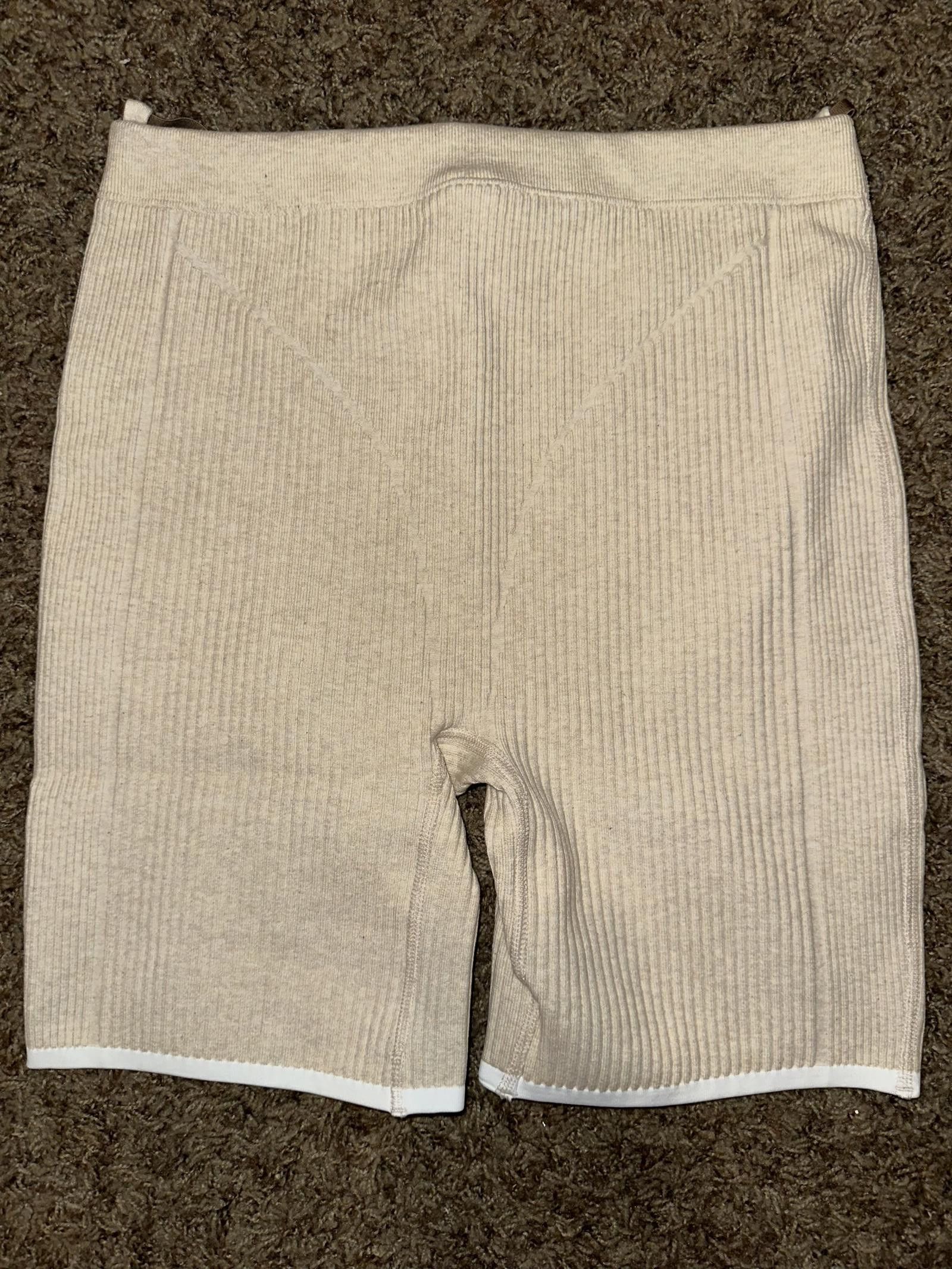 Nike Nike x Jacquemus Le Short Off-White Size 28" / US 6 / IT 42 - 5 Thumbnail