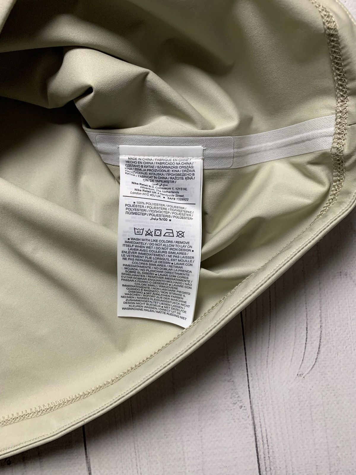 Jordan Brand Jordan x PSG soccer jacket size M beige rare Qatar Size US M / EU 48-50 / 2 - 7 Thumbnail