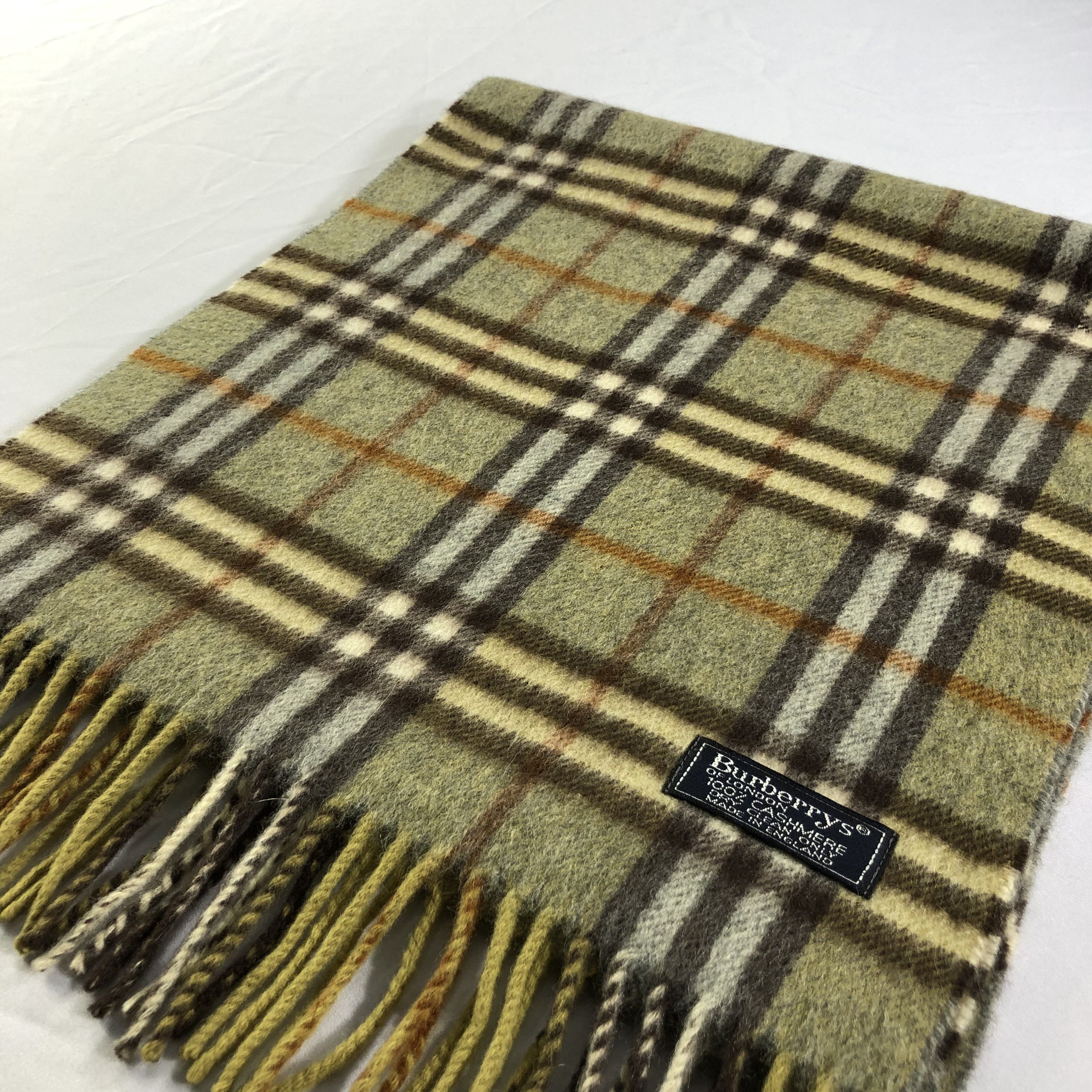 Burberry Burberrys Nova Check Green Cashmere Scarf Muffler V1377 Size ONE SIZE - 3 Thumbnail