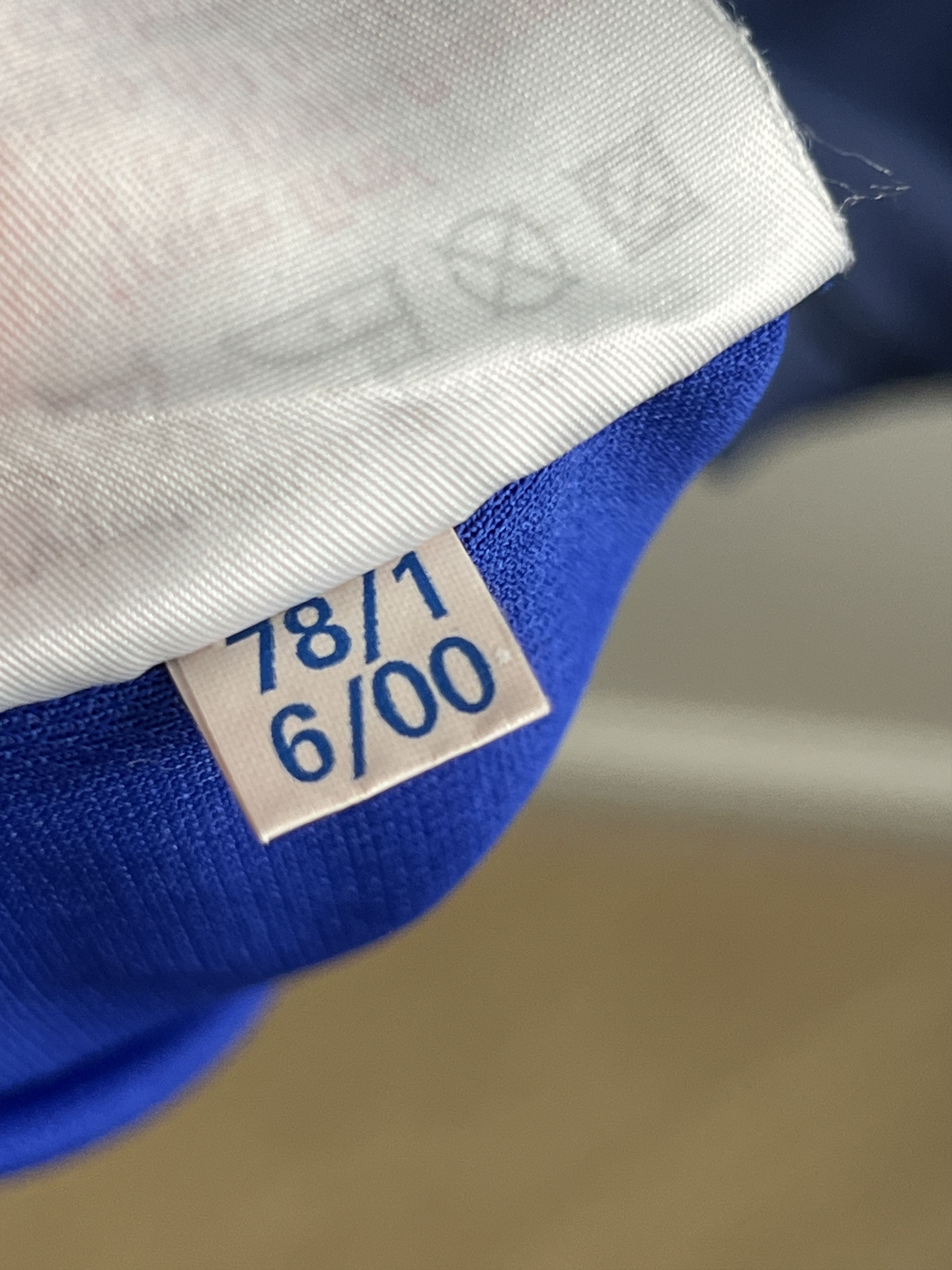 Umbro × Vintage Umbro 1999/2001 Chelsea London Home Soccer Jersey Vintage Size US M / EU 48-50 / 2 - 11 Thumbnail