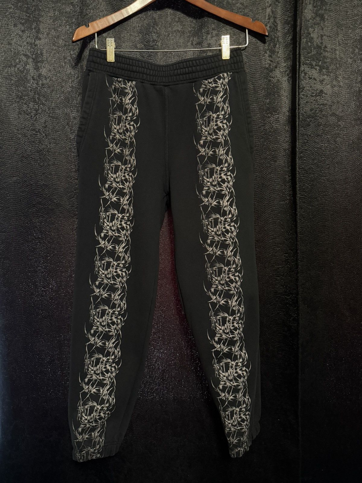 Givenchy Barbed Wire Lounge Pants Size US 30 / EU 46 - 1 Thumbnail