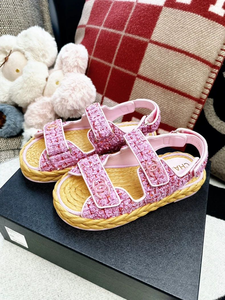 Chanel Chanel 22p pink mixed color grass knitting sole Velcro bea Size US 5.5 / IT 35.5 - 4 Thumbnail
