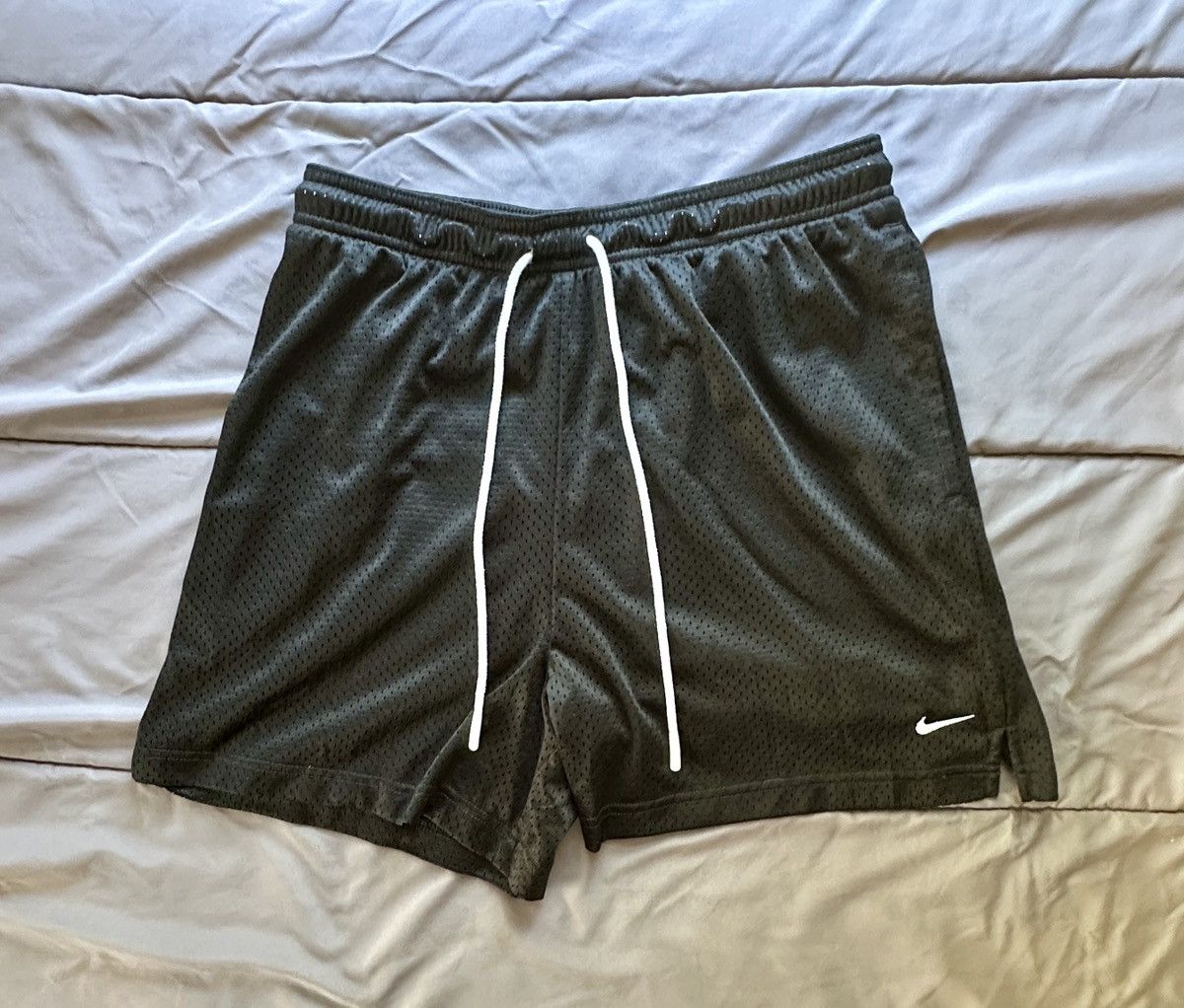 Nike Black Nike Shorts Size US 30 / EU 46 - 1 Thumbnail
