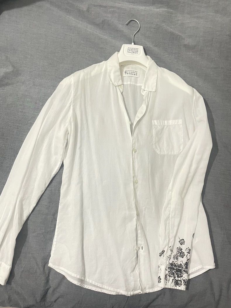Maison Margiela Maison Margiela Rose-printed shirt Size US M / EU 48-50 / 2 - 1 Thumbnail