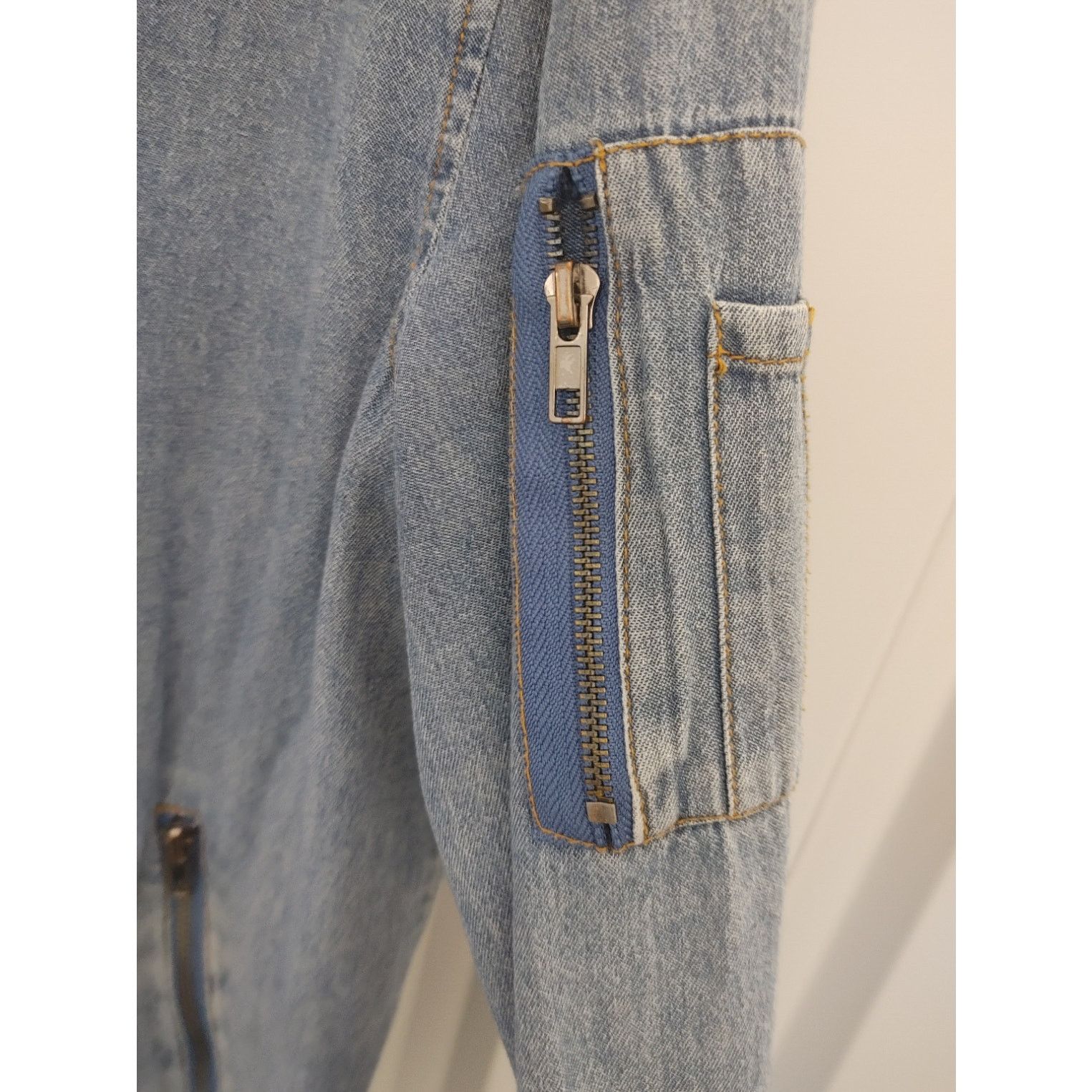 Other Hayden Oversized Denim Chambray Bomber Jacket Small Medium Size M / US 6-8 / IT 42-44 - 4 Thumbnail