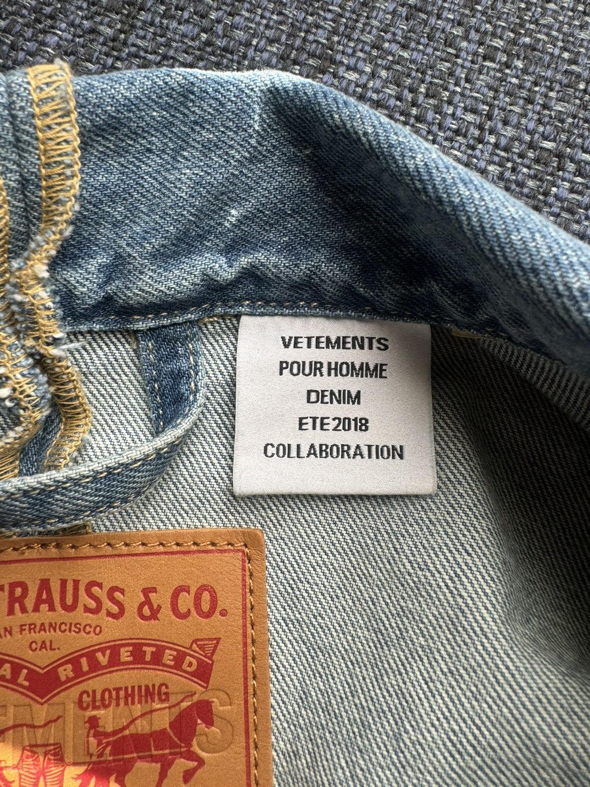 Levi's × Vetements Vetements x Levi’s reworked denim jacket Size US S / EU 44-46 / 1 - 4 Thumbnail