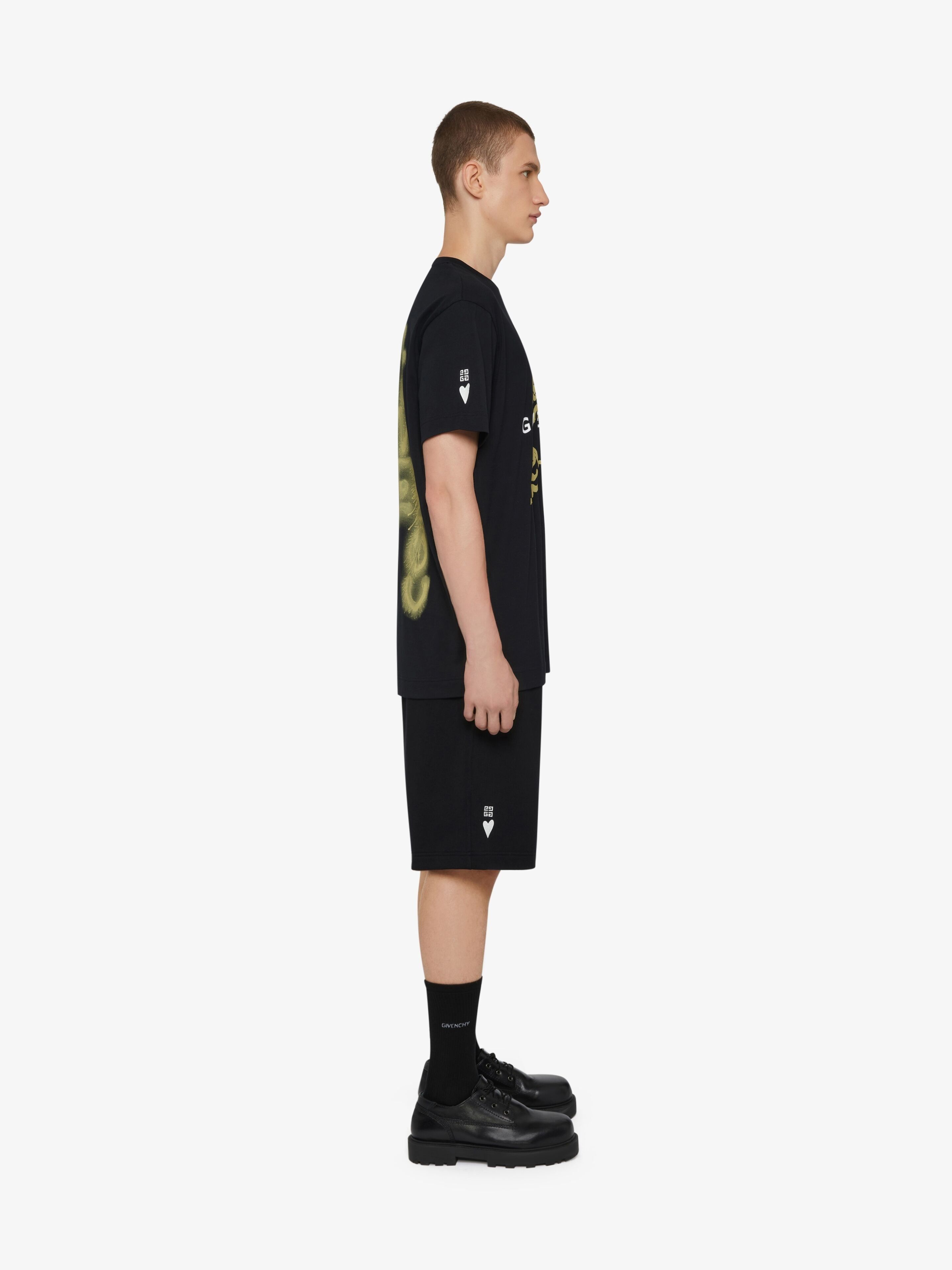 Givenchy o1loc1c0824 T-Shirt in Black Size US XL / EU 56 / 4 - 4 Thumbnail
