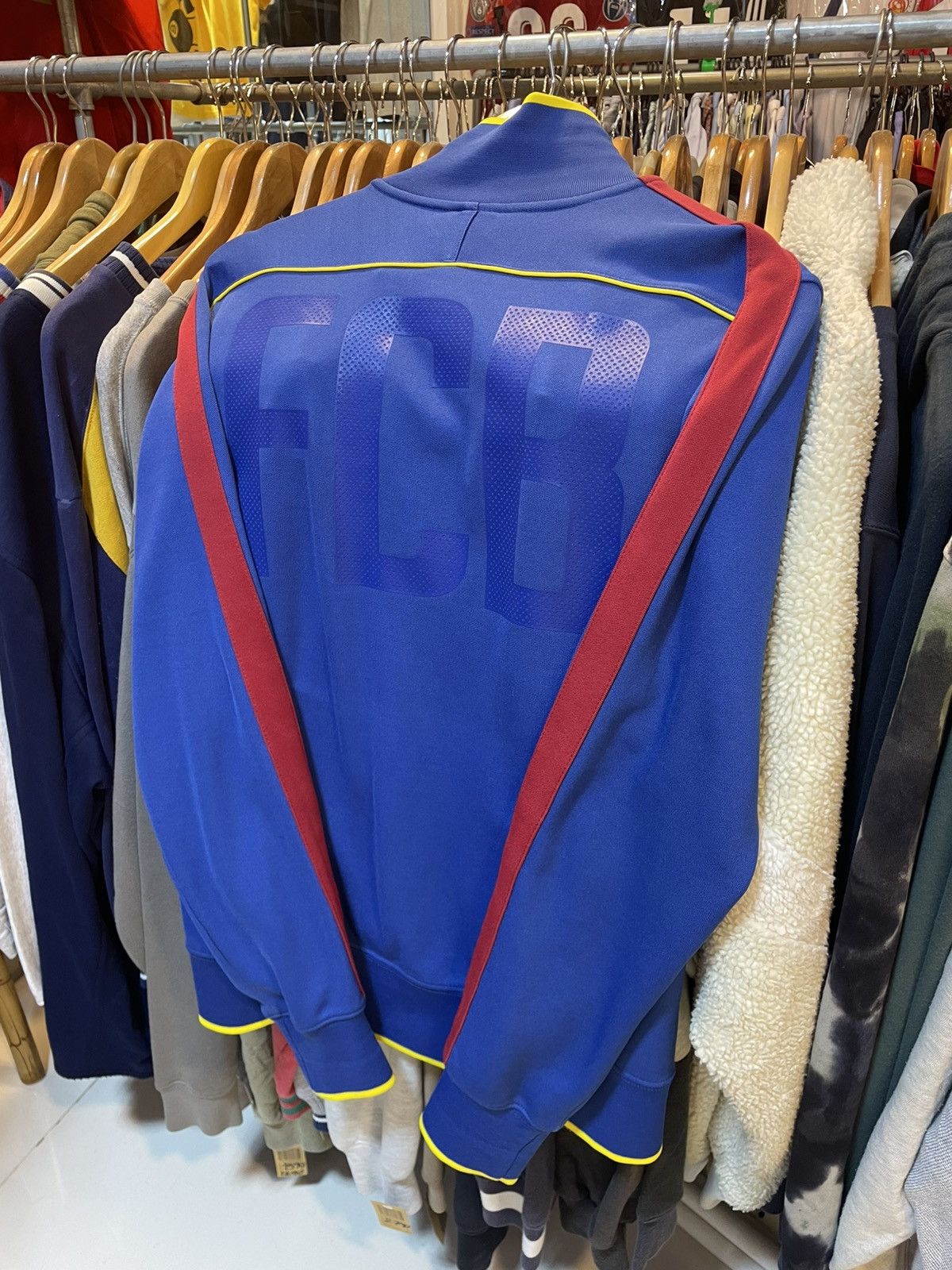 Nike 2011-2012 FC Bacelona Track Suit Size US M / EU 48-50 / 2 - 3 Thumbnail