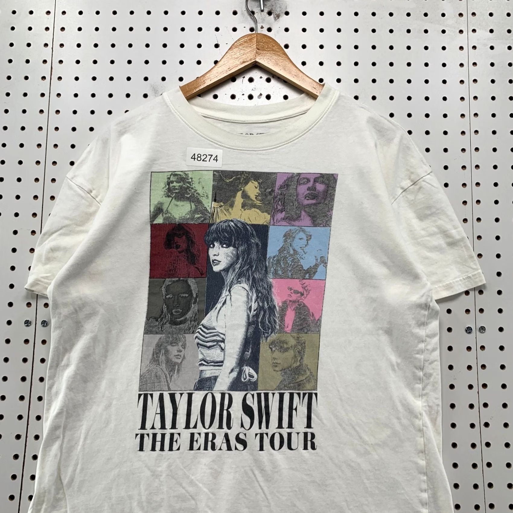 Vintage Taylor Swift T Shirt Mens Medium White The Eras Tour Music Concert Size US M / EU 48-50 / 2 - 4 Thumbnail