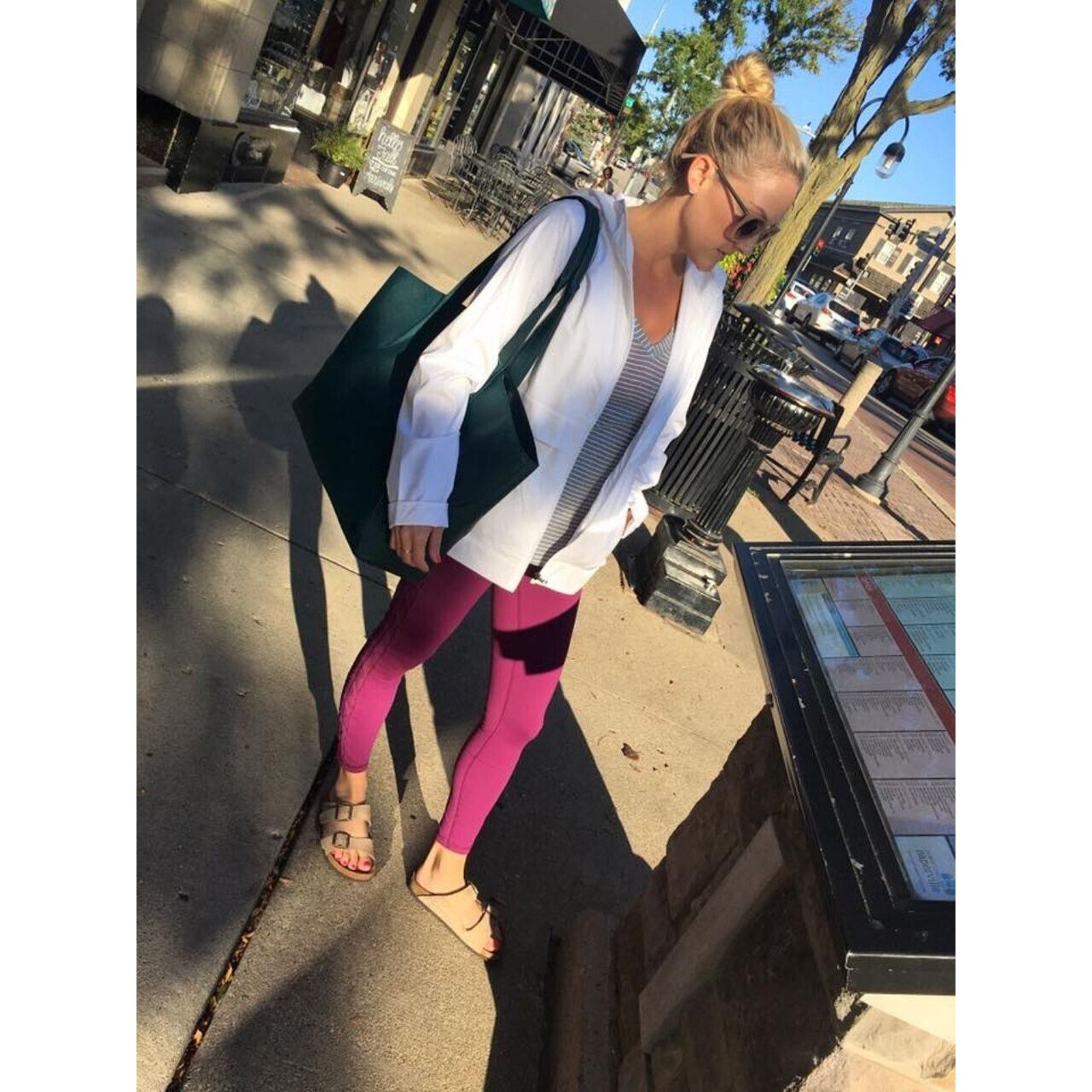Lululemon Lululemon High Times Rhythm Leggings in Chilled Grape Size 6 Size 28" / US 6 / IT 42 - 1 Thumbnail