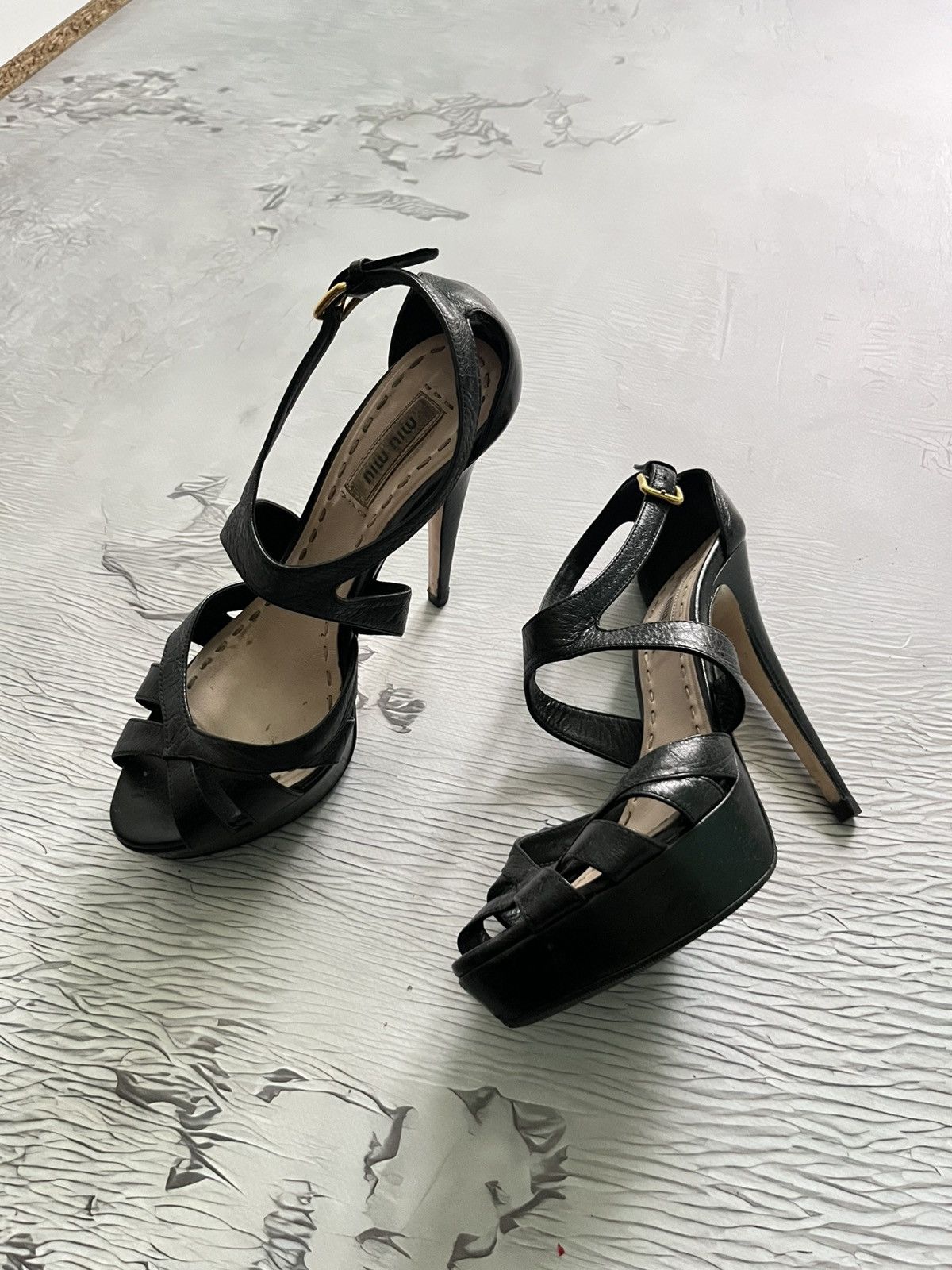 Miu Miu Miu Miu Luxury Heels Made in Italy Leather Black Size US 6 / IT 36 - 3 Thumbnail