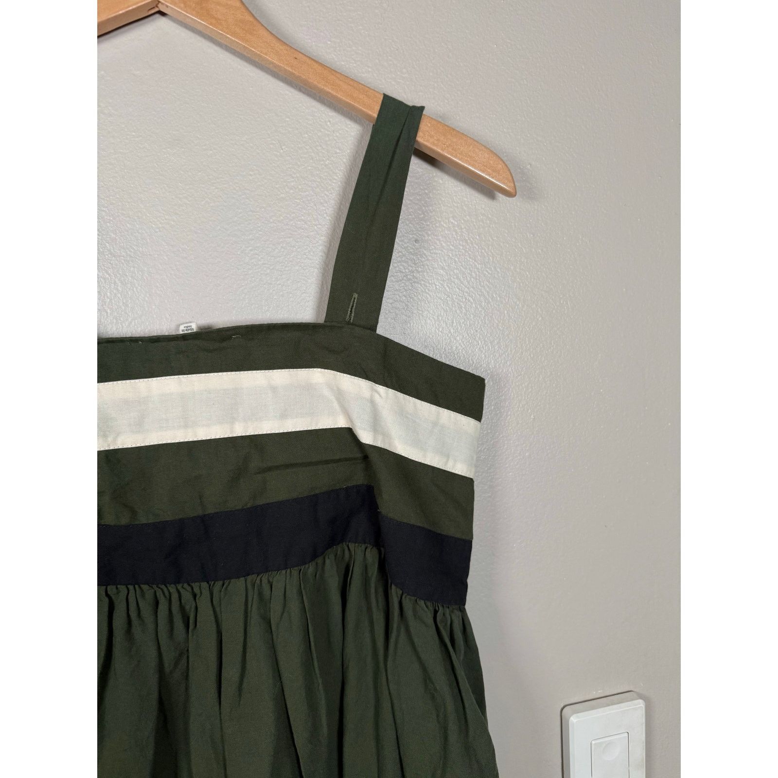 THE GREAT The Great. Horizon Dress in Army size M $295 Size M / US 6-8 / IT 42-44 - 8 Thumbnail