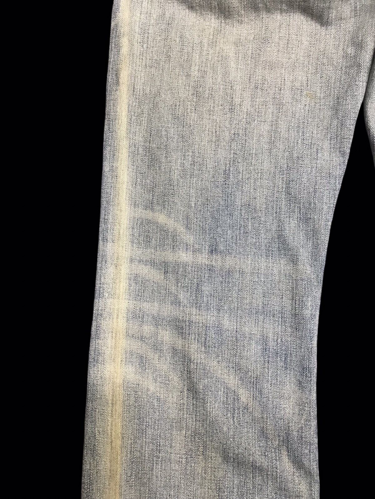 True Religion 💥THRASHED💥TRUE RELIGION LOW RISE DISTRESSED DENIM F377 Size US 29 - 12 Thumbnail