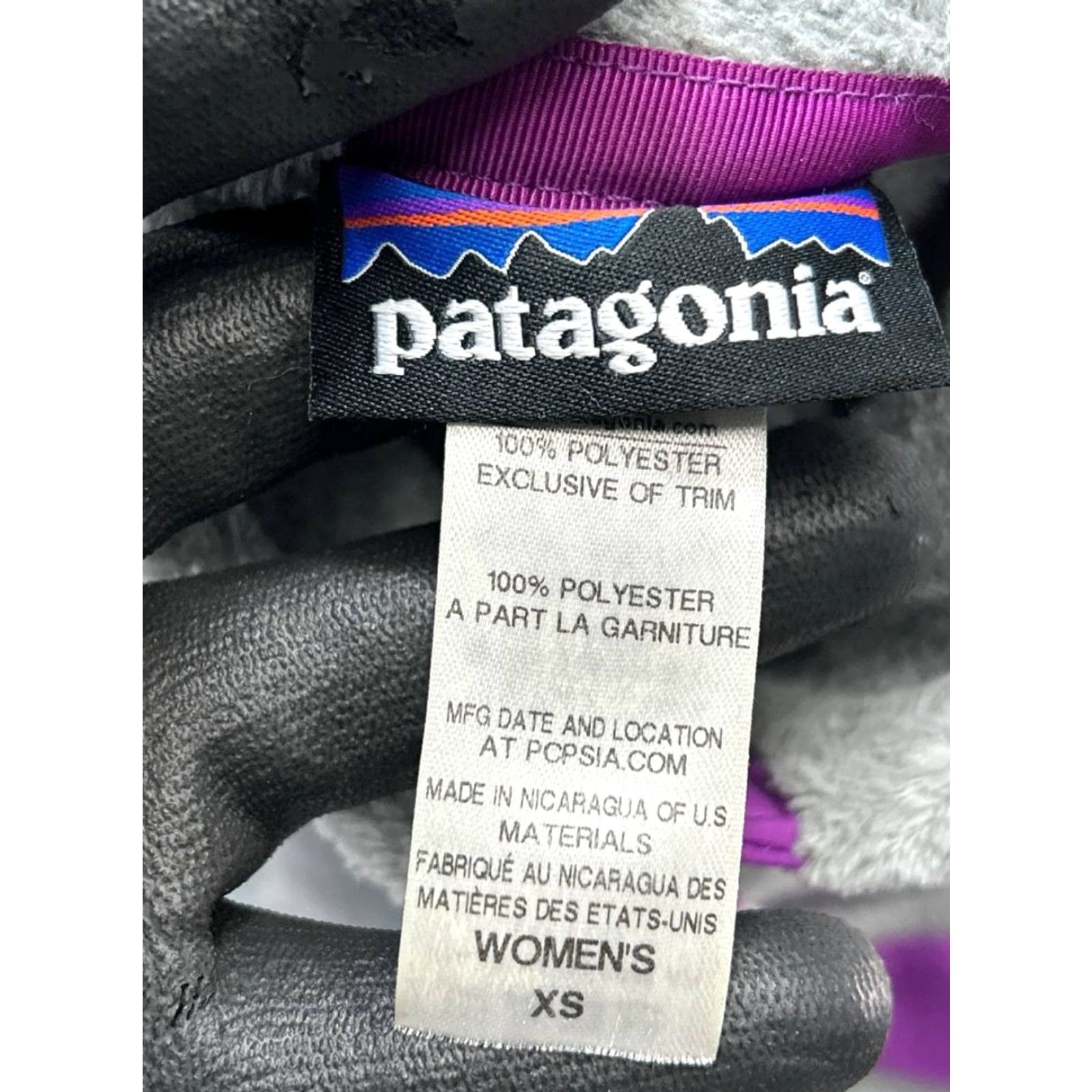 Patagonia Patagonia Shirt Womens XS Gray Mock Neck Fleece Sweater Kangaroo Pocket Pullover Outdoor Winter 90s Size XS / US 0-2 / IT 36-38 - 4 Thumbnail