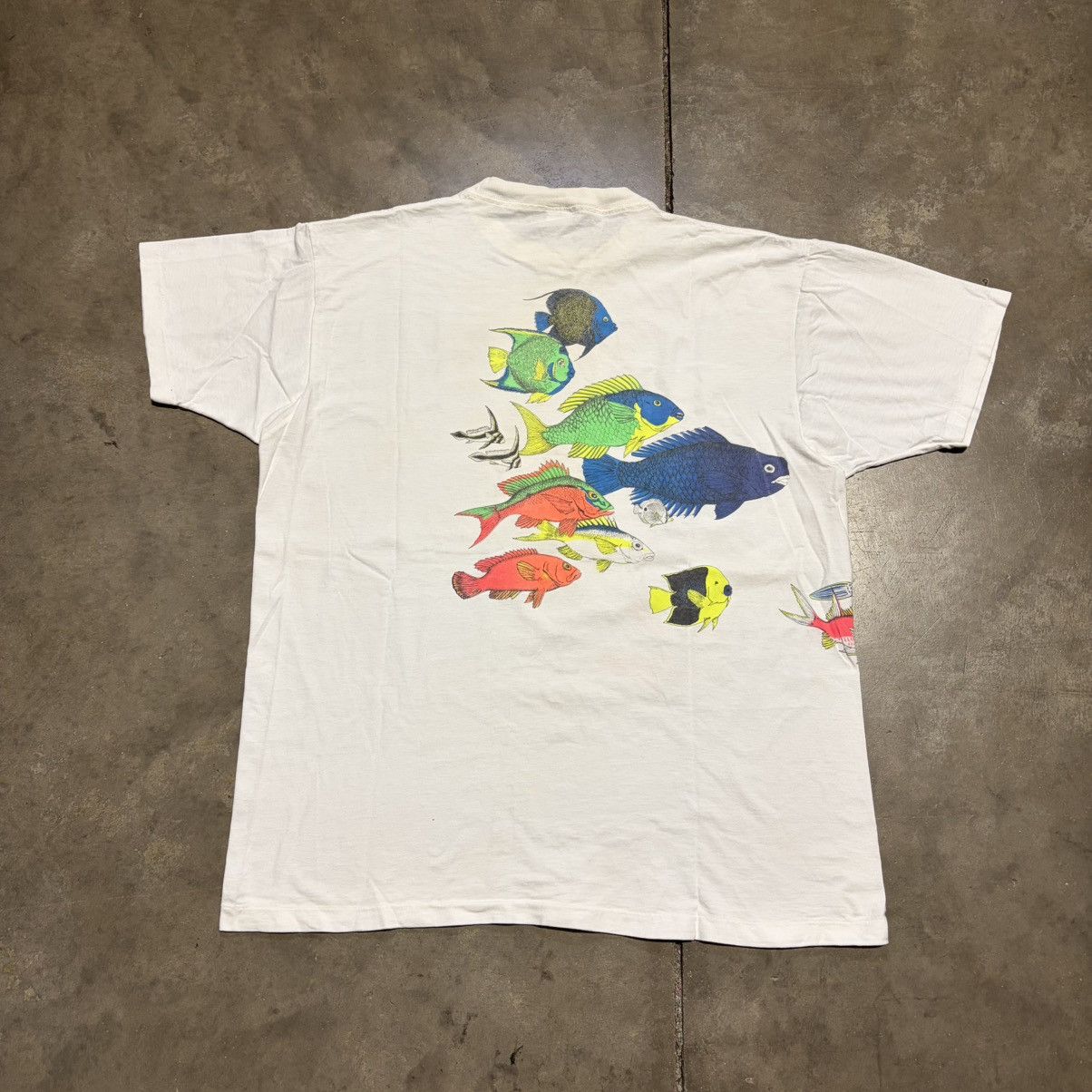 Vintage Vintage Cayman Islands Tropical Fish T shirt Reef 90s USA Size US XXL / EU 58 / 5 - 6 Thumbnail