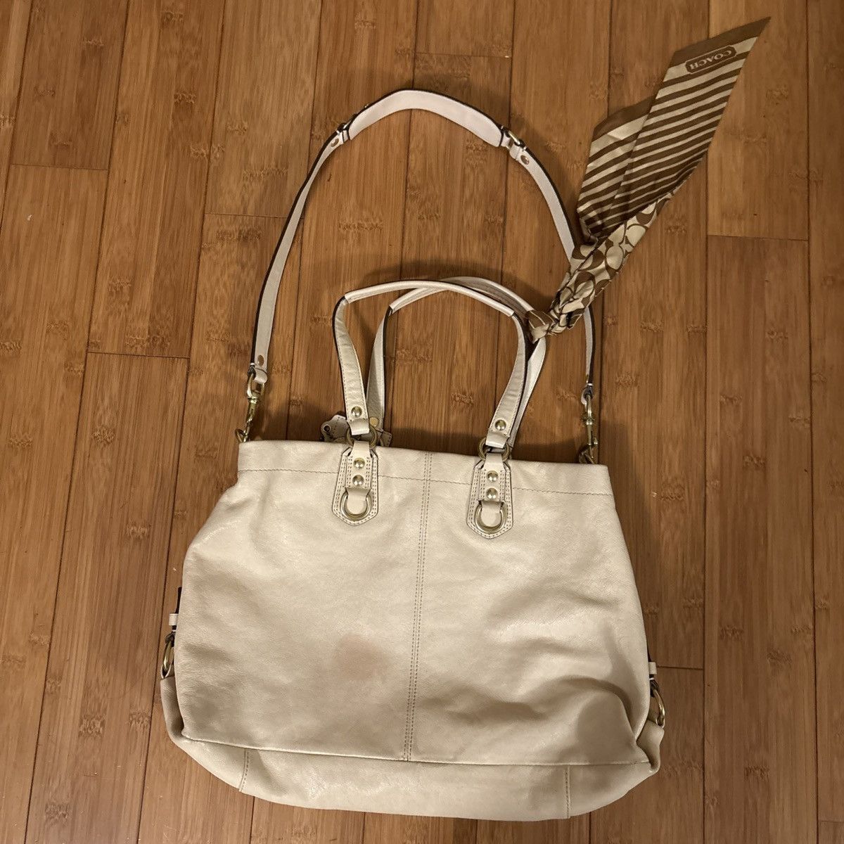 Coach Coach | Vintage Ashley Cream Leather Caryall Top Handle Size ONE SIZE - 3 Thumbnail