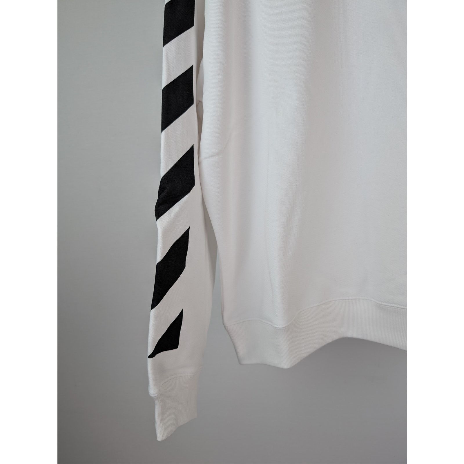 Off-White o1rshd1 Diag Skate Crewneck Sweatshirt in White / Black Size US S / EU 44-46 / 1 - 7 Thumbnail