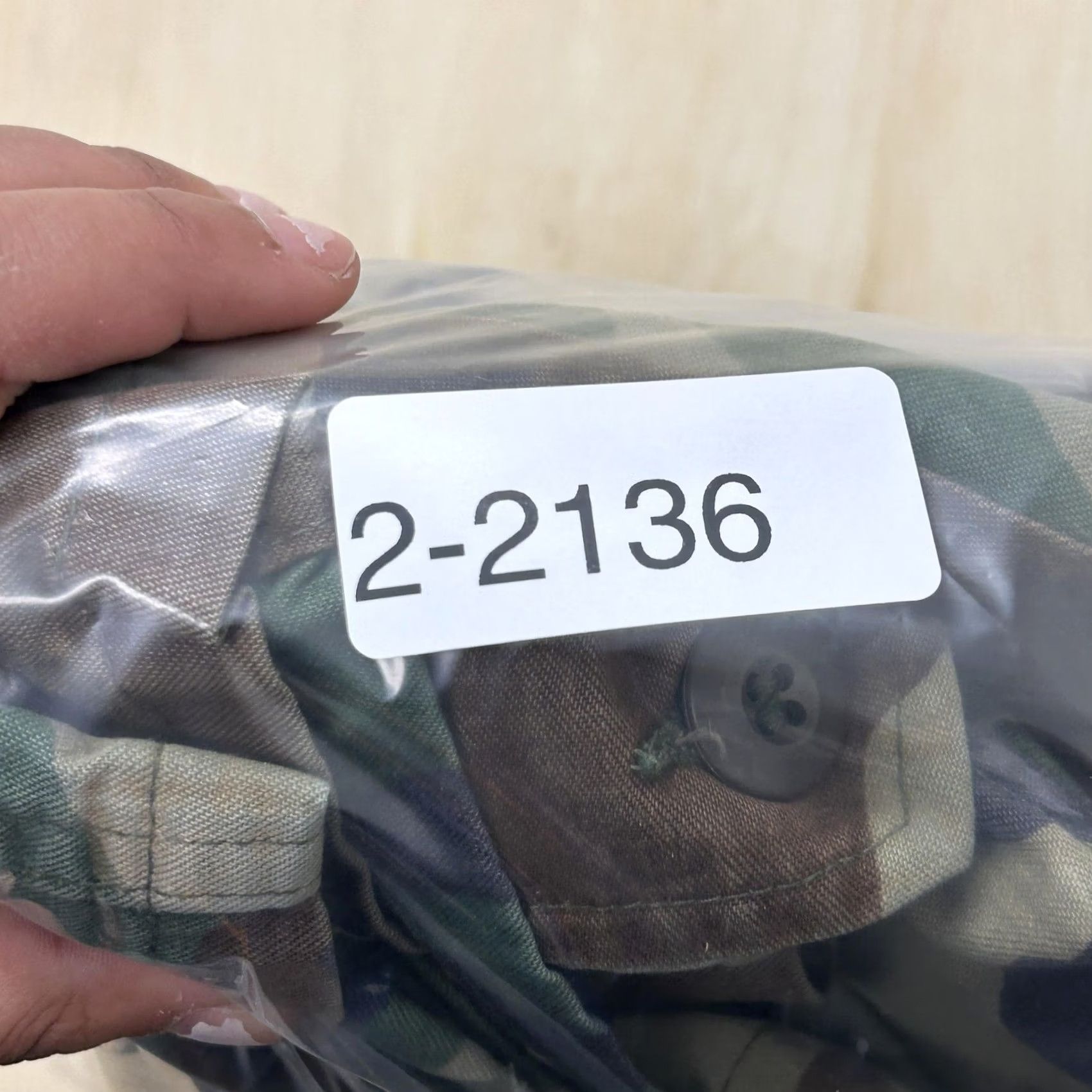 Vintage Camo Field Jacket Mens L Green Cotton Button Pockets Outdoor Workwear Size US L / EU 52-54 / 3 - 8 Thumbnail