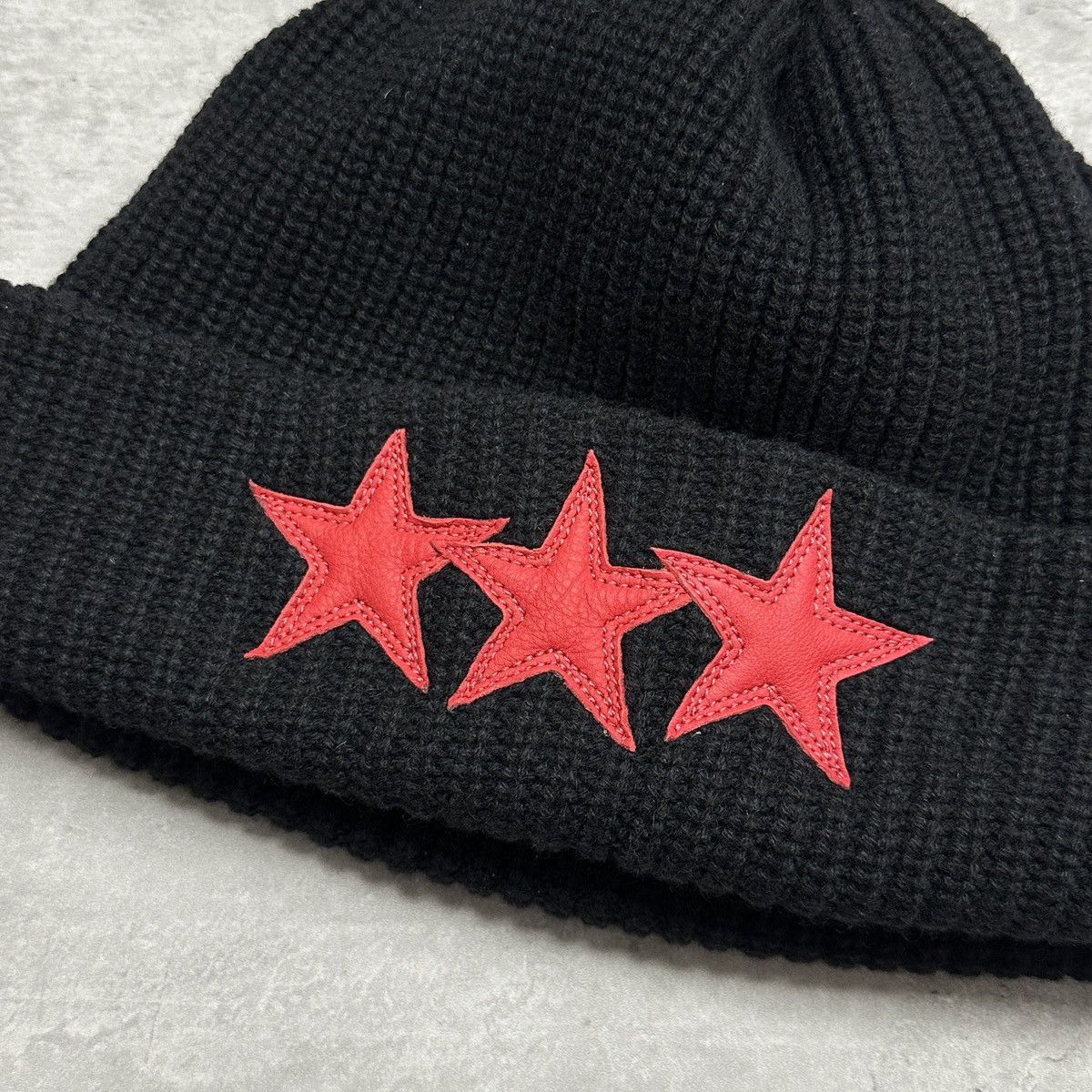 Chrome Hearts Chrome Hearts Sludge Red Star Beanie Black Playboi Carti Size ONE SIZE - 2 Thumbnail