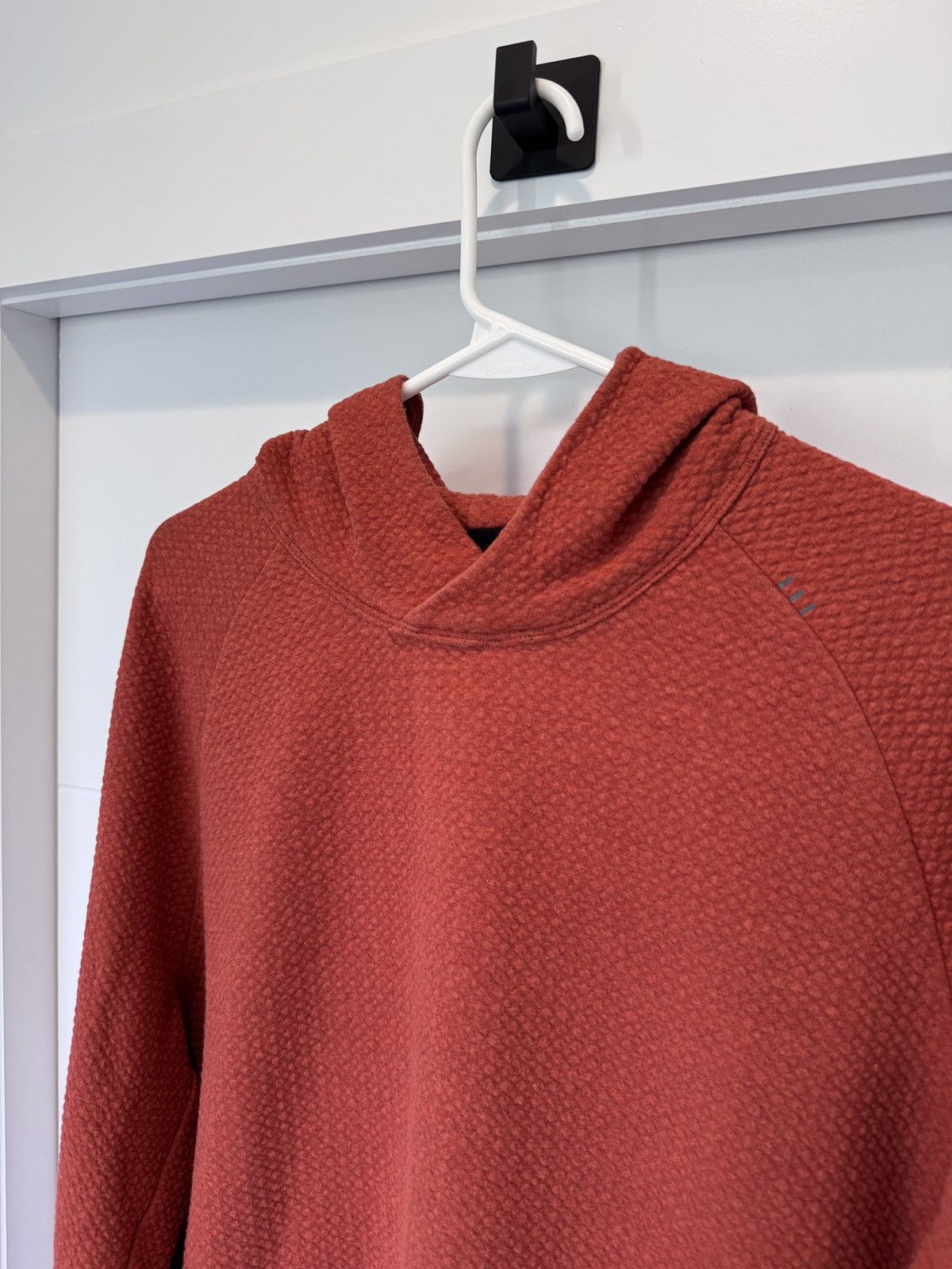 Lululemon Lululemon Mens At Ease Burnt Orange Hoodie Size XL Size US XL / EU 56 / 4 - 4 Thumbnail