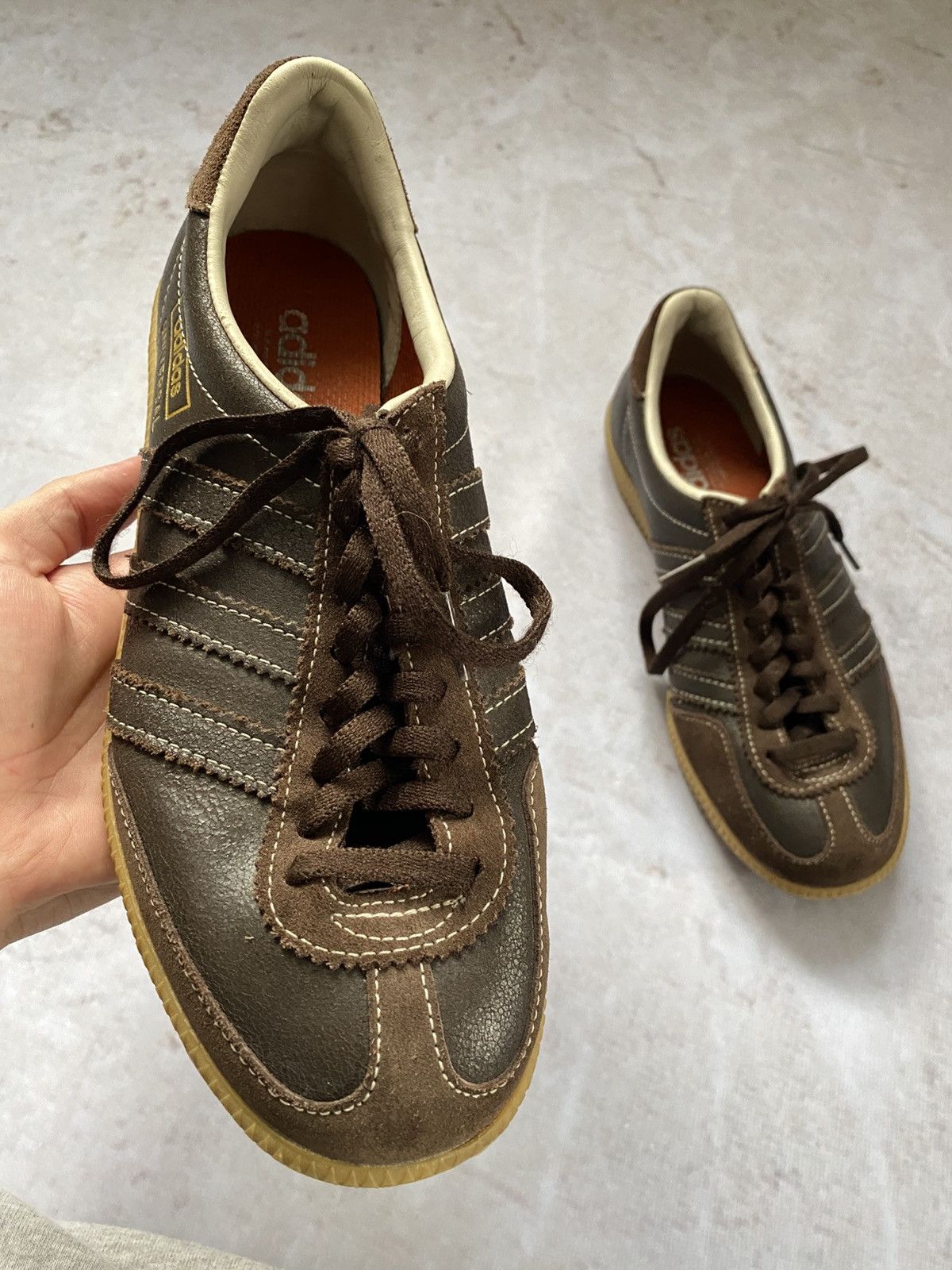 Adidas × Vintage Rare Adidas Universal 2007 Samba Brown Shoes Size US 7 Size US 7 / EU 40 - 2 Thumbnail