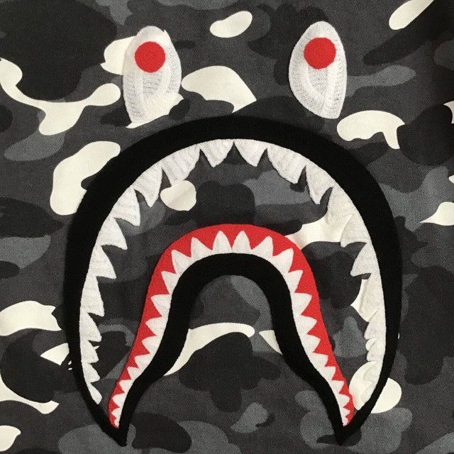 Bape 💫Glow in the dark💫 BAPE city camo shark full zip hoodie APE Size US L / EU 52-54 / 3 - 4 Thumbnail