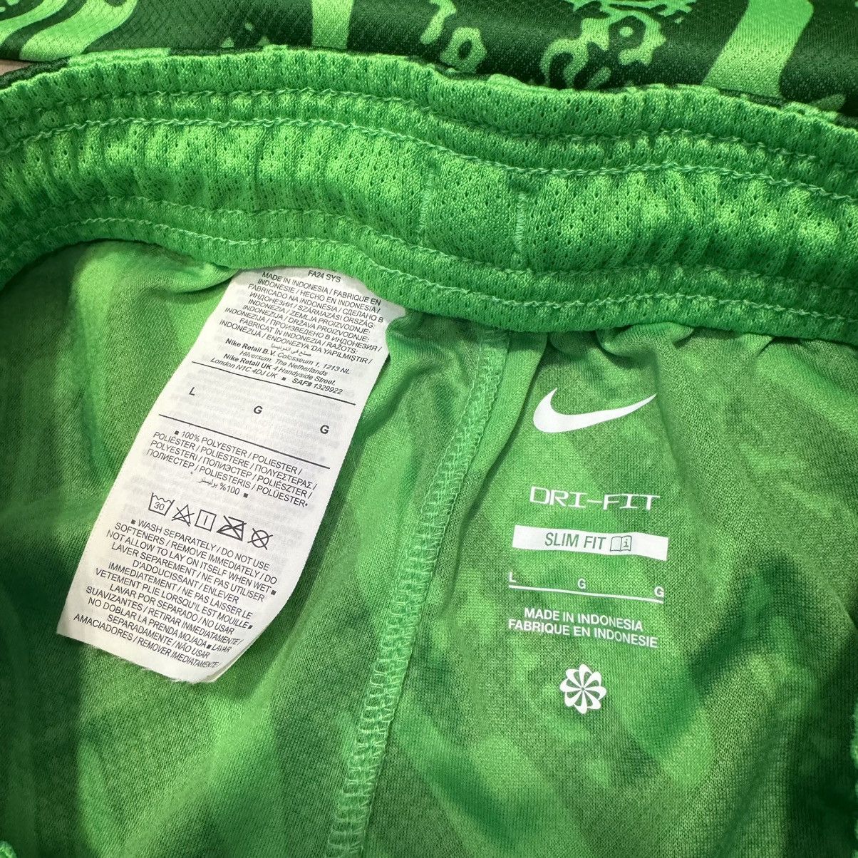 Nike Liverpool 24/25 C/L gk goalkeeper set #1 Becker Size US L / EU 52-54 / 3 - 12 Thumbnail