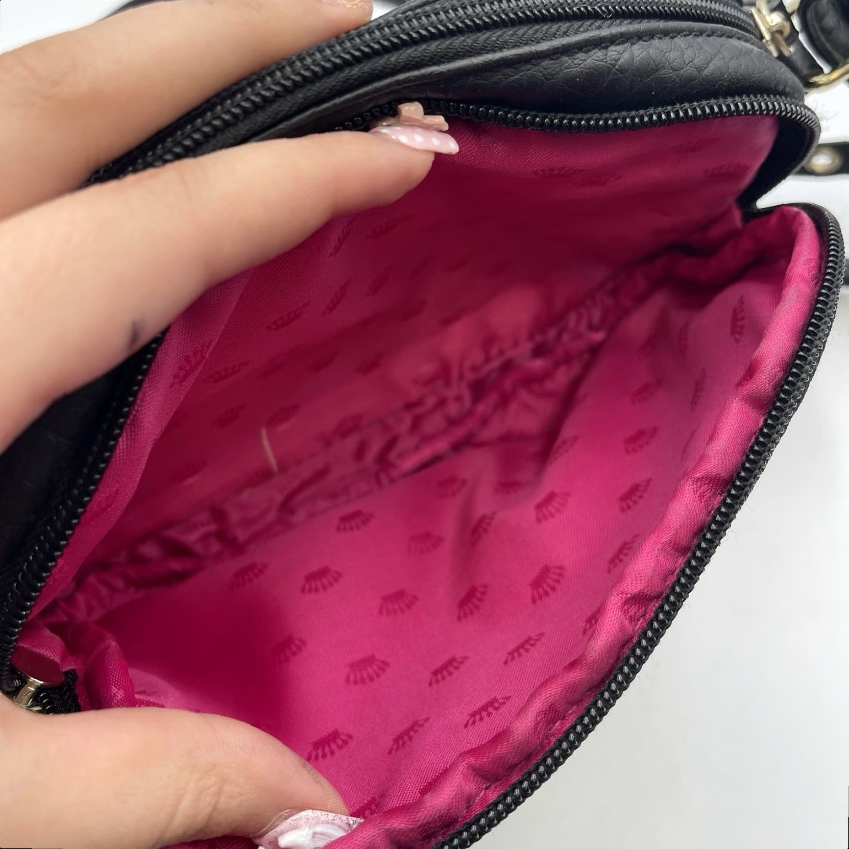 Juicy Couture Juicy Couture Crossbody Bag Quilted Small Lightweight Chain Size ONE SIZE - 7 Thumbnail