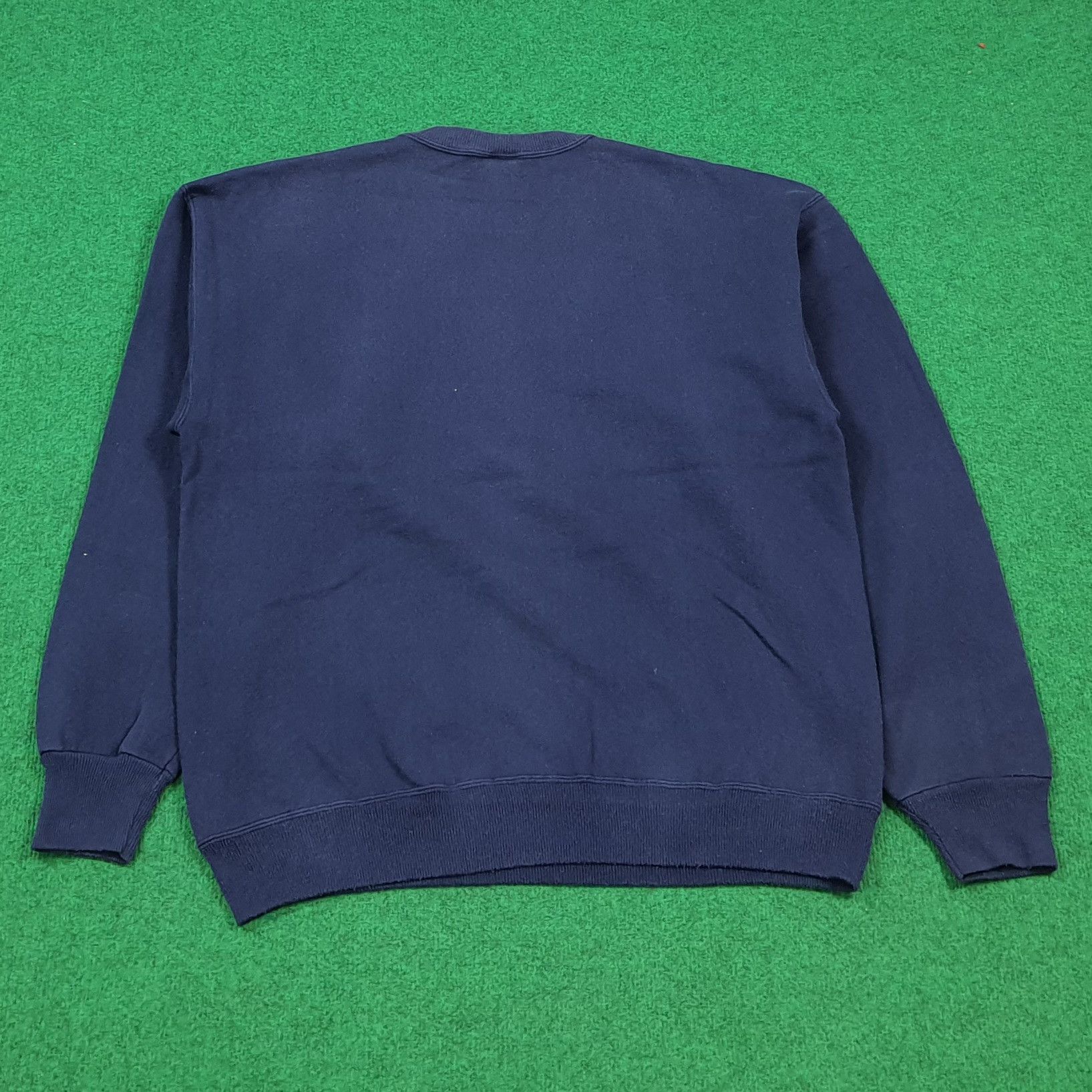 Champion Vintage Champion Embroidery Spell Out Crewneck C293N8 Size US L / EU 52-54 / 3 - 4 Thumbnail