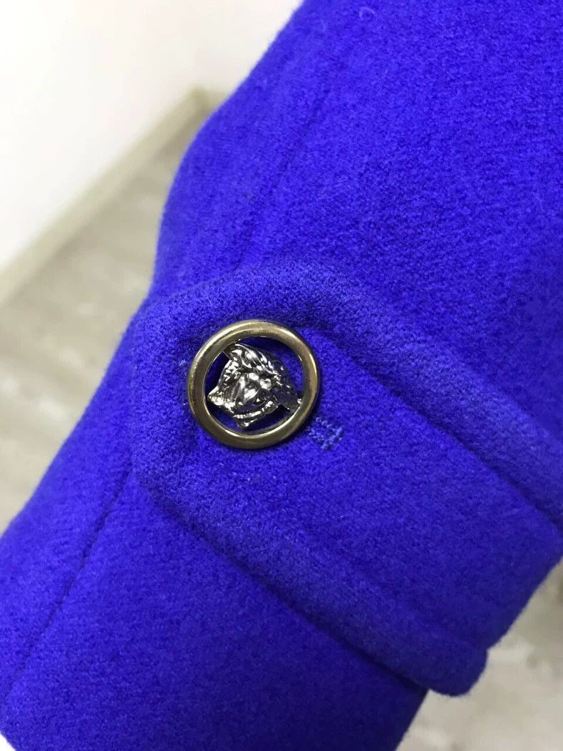 Versace Versace Women's slim half coat Size S / US 4 / IT 40 - 7 Thumbnail