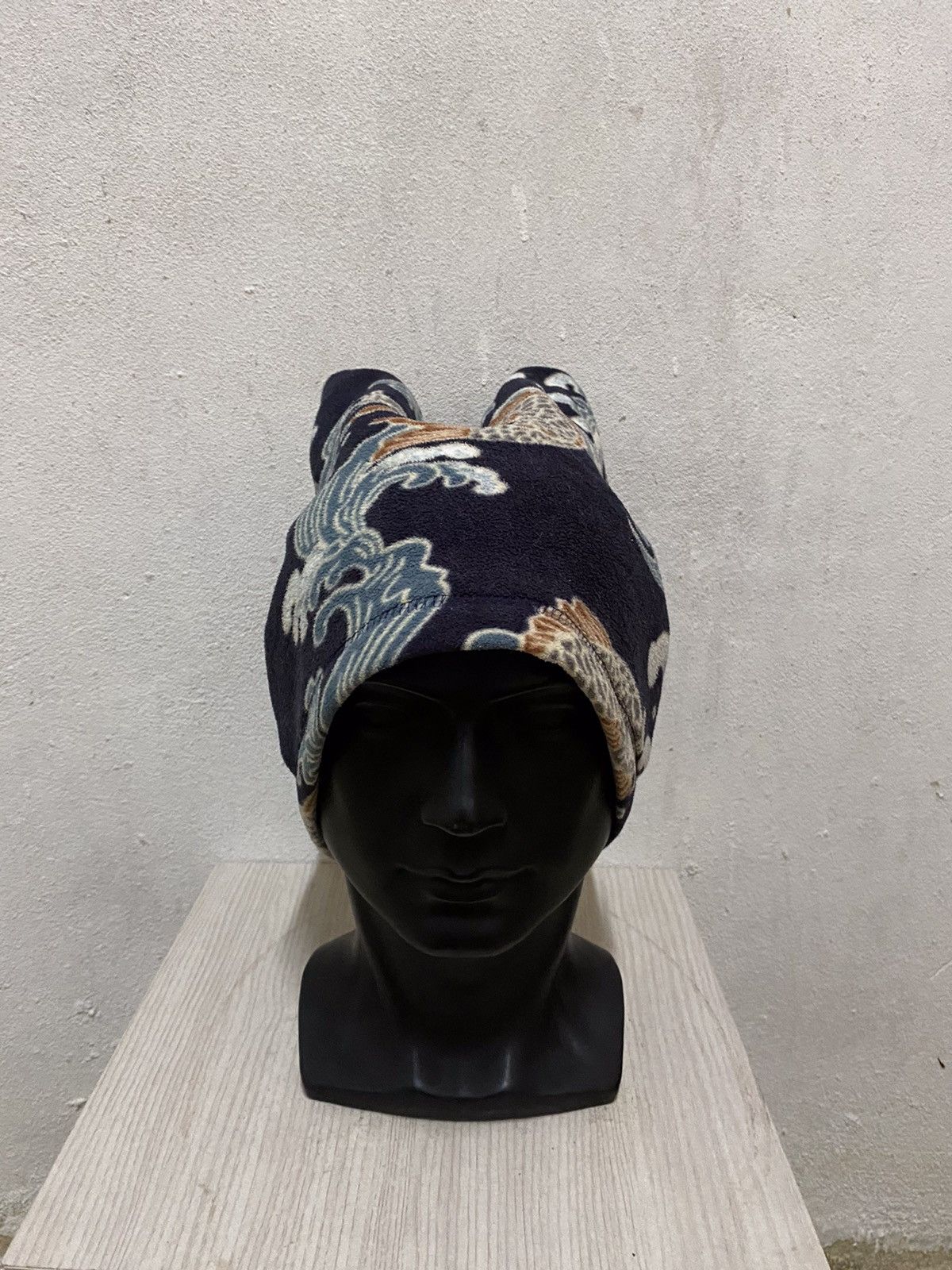 Japanese Brand Japanese Brand Rare Design Neck Gaiter Beanie Hat Size ONE SIZE - 2 Thumbnail